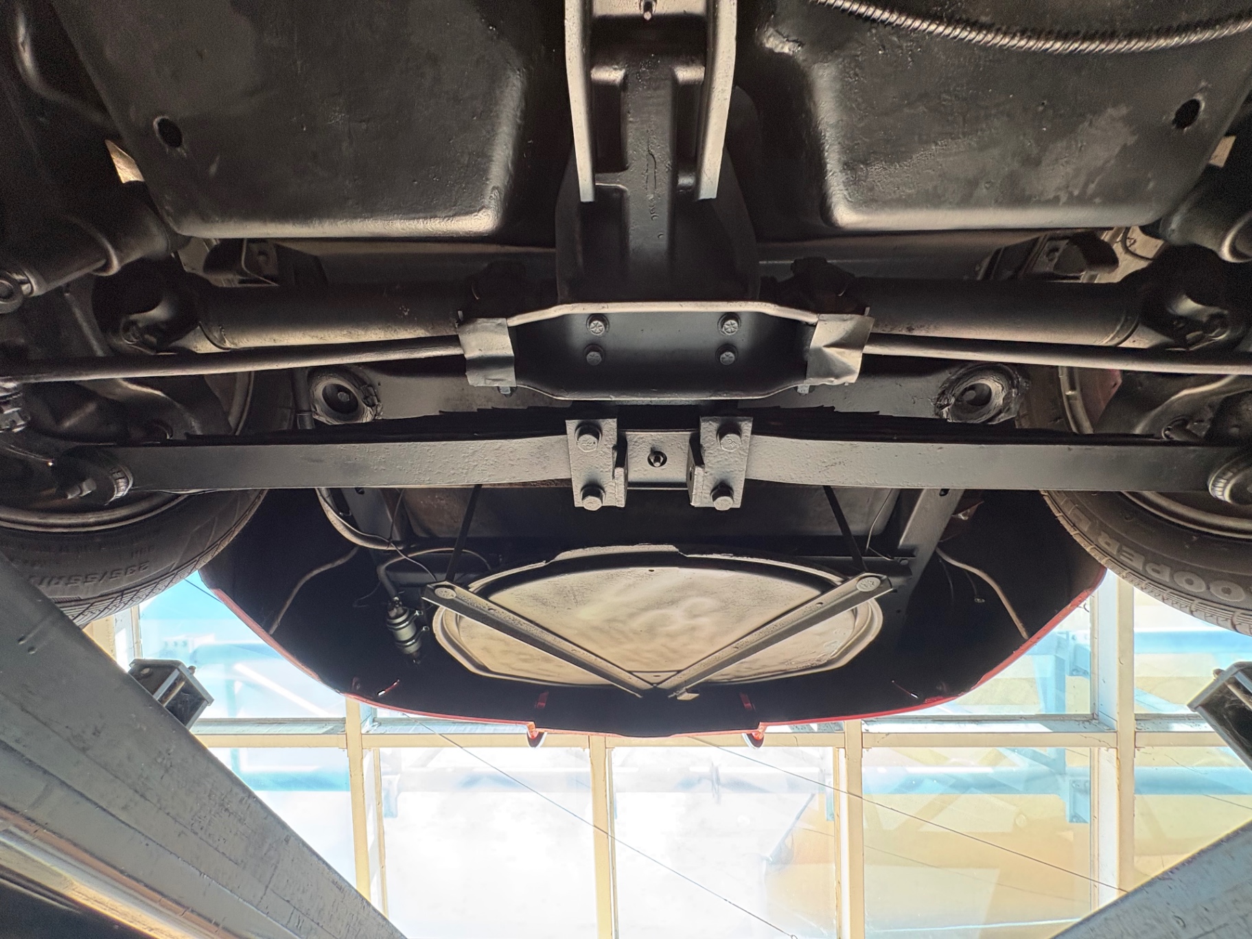 Vehicle photo 62