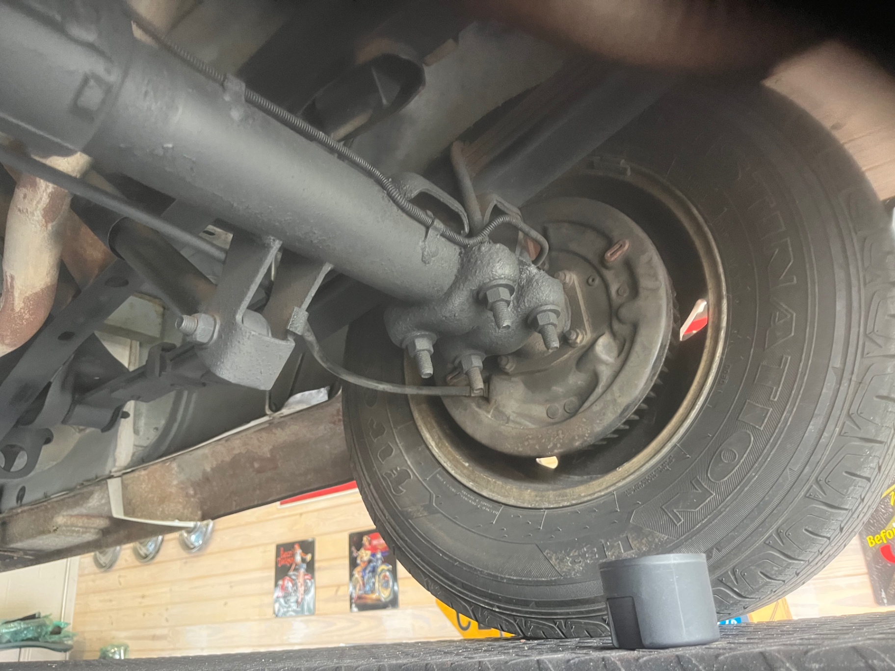 Vehicle photo 31