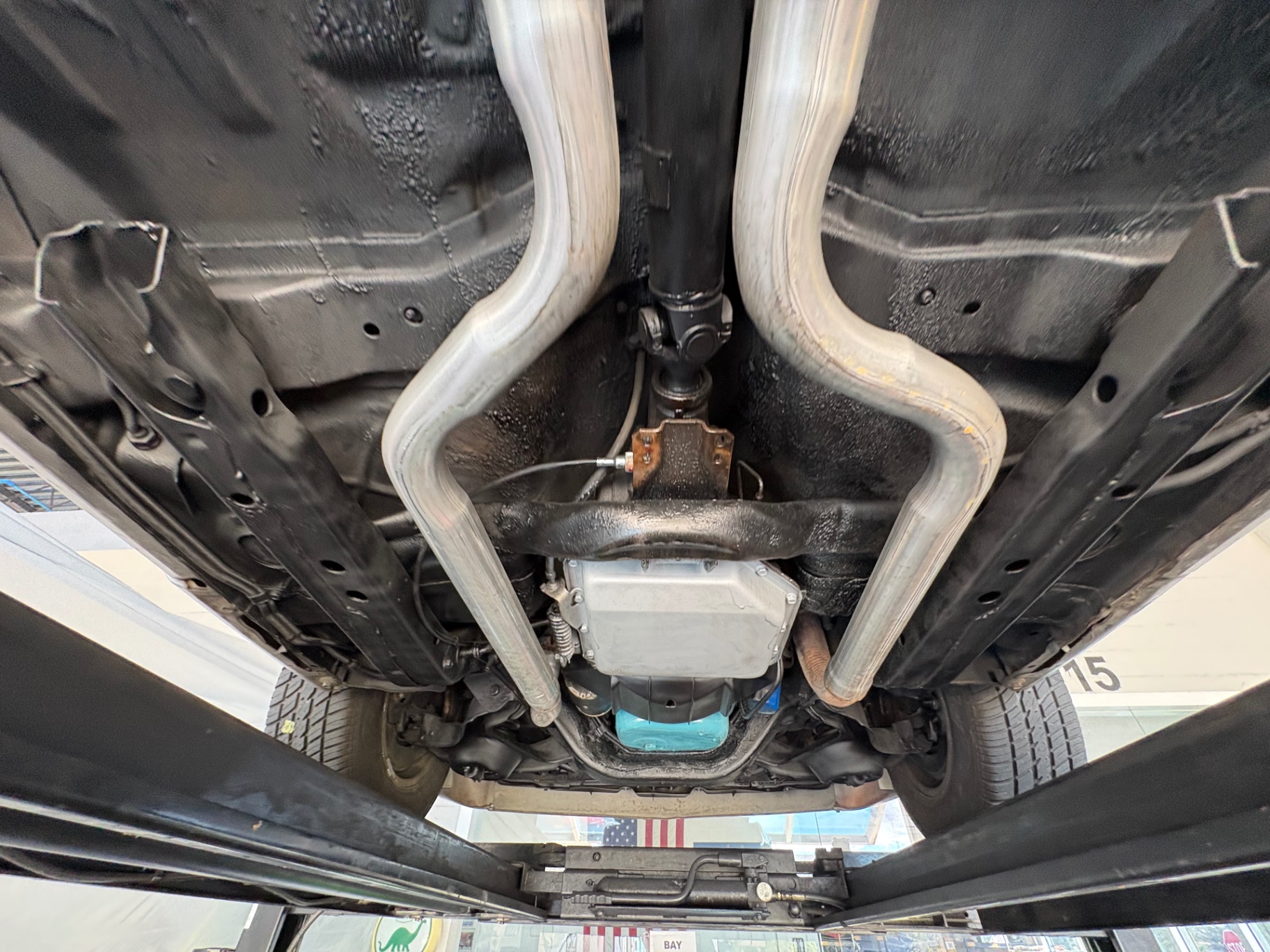 Vehicle photo 51