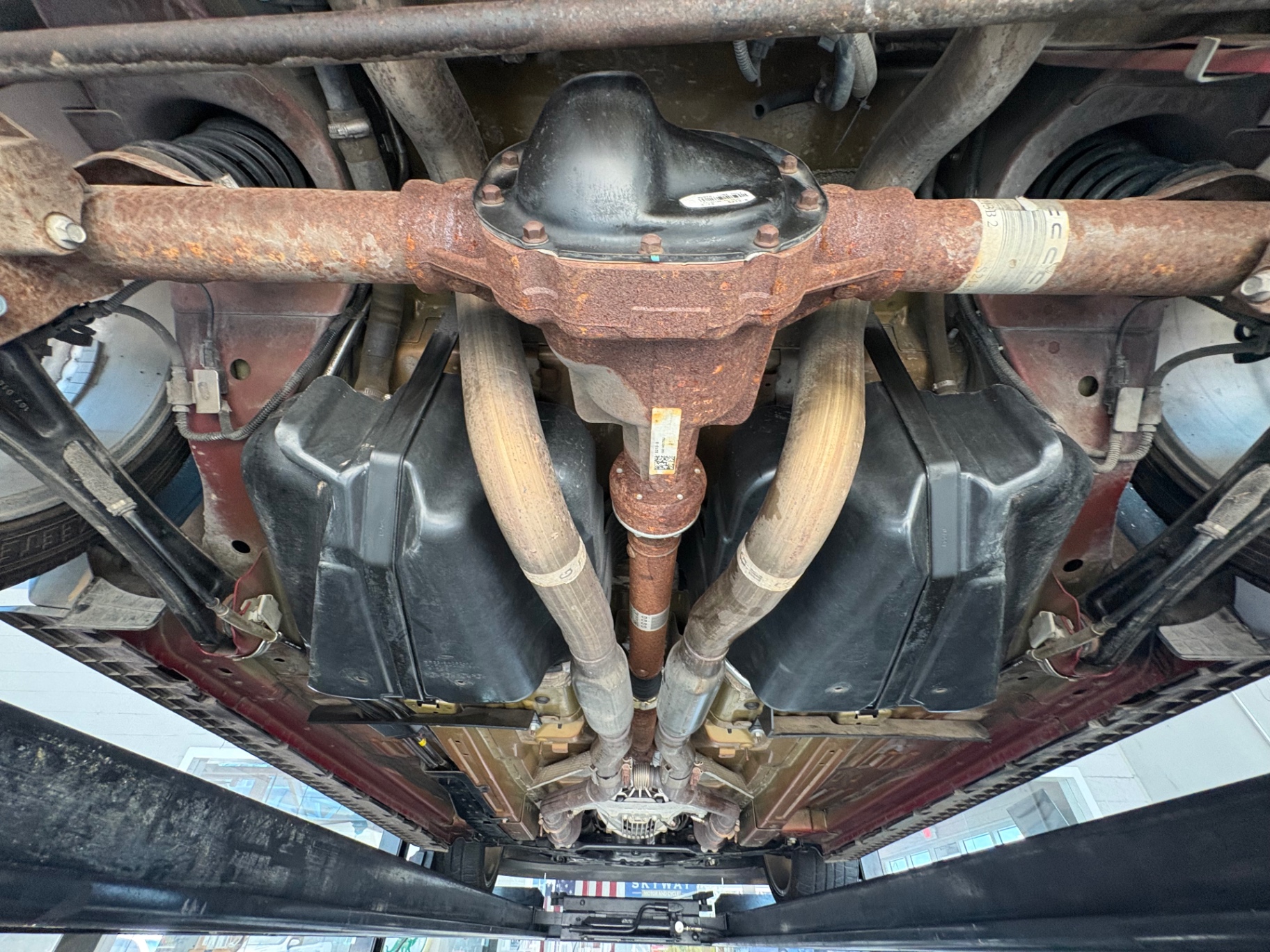 Vehicle photo 45