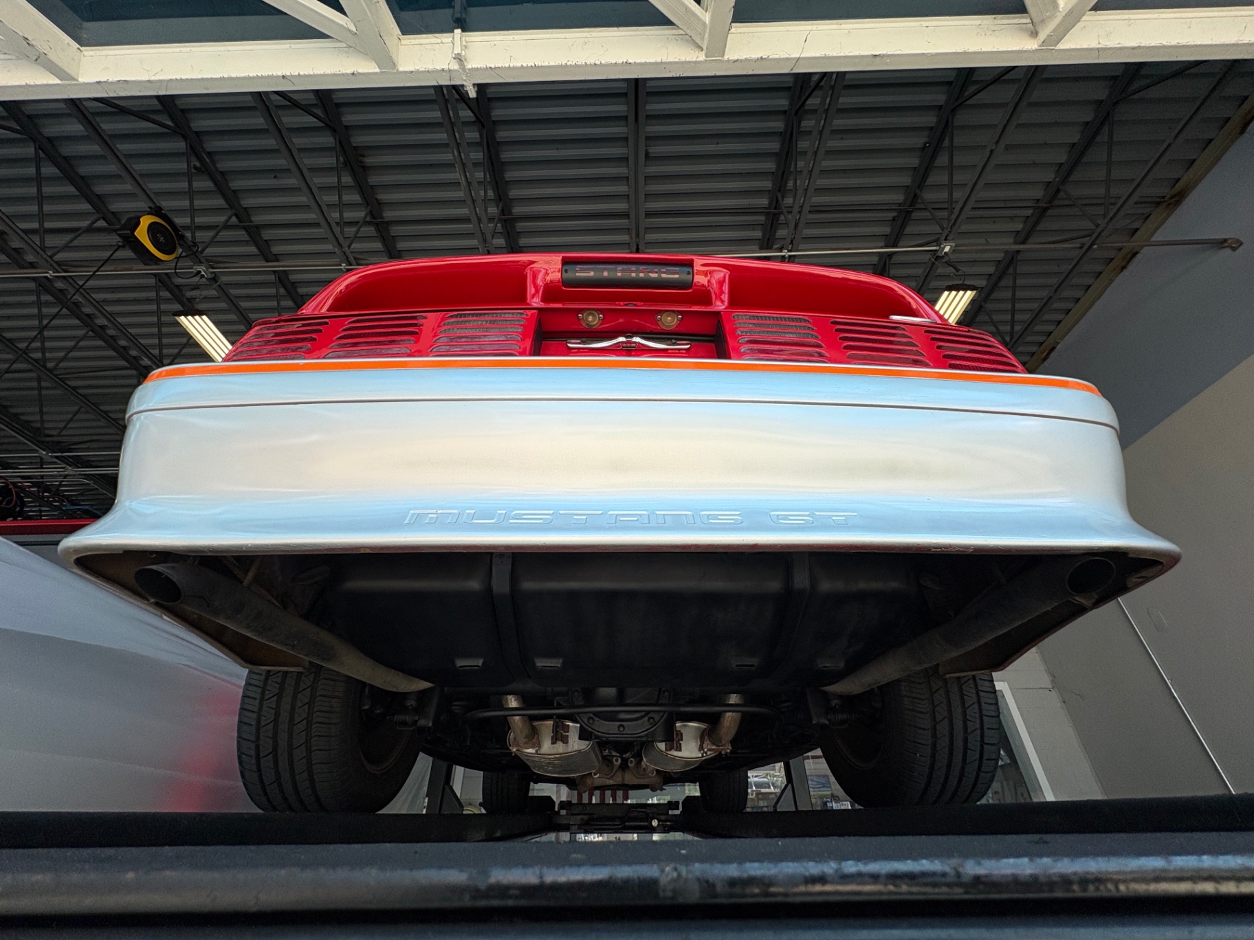 Vehicle photo 48