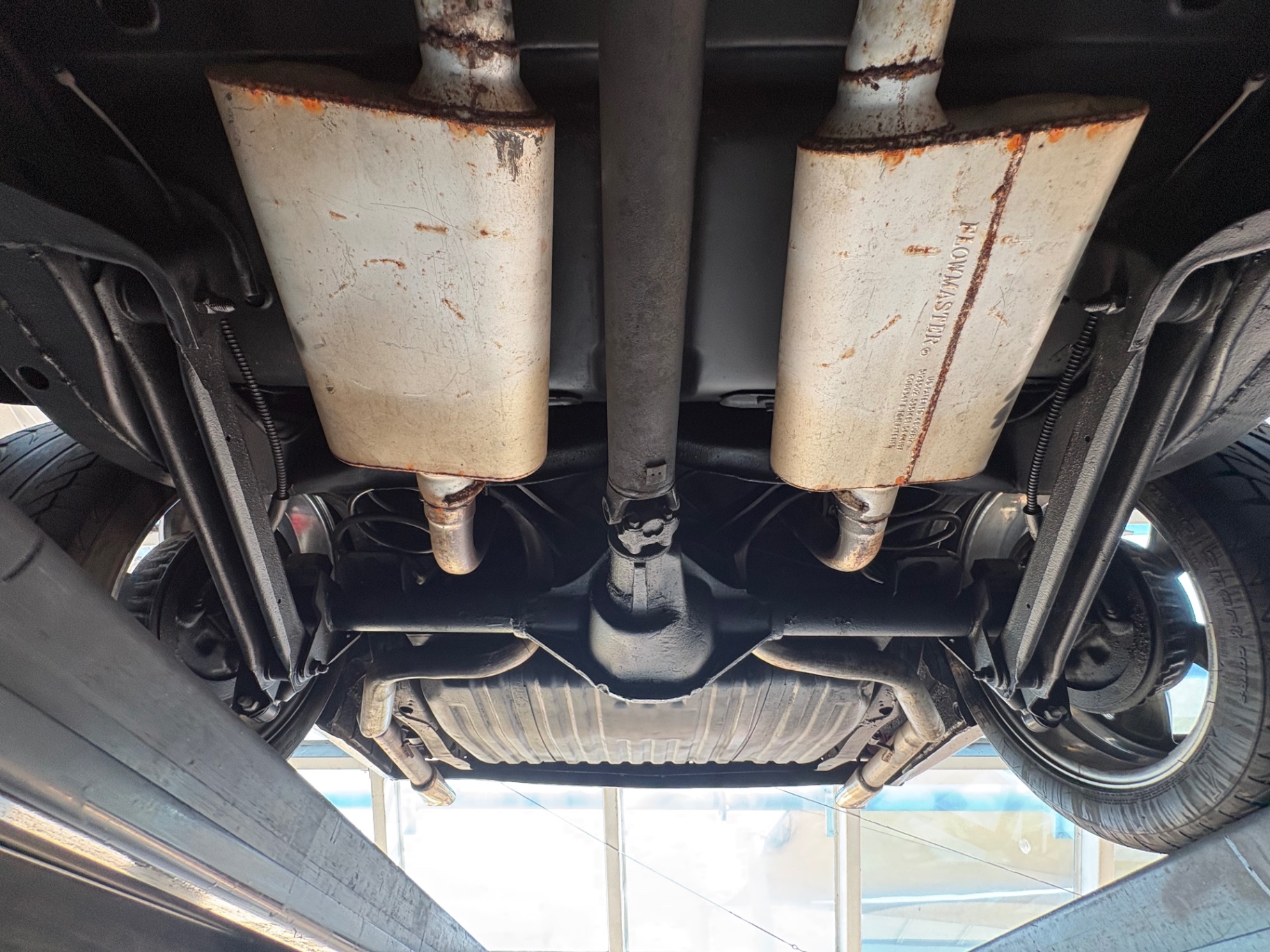 Vehicle photo 64