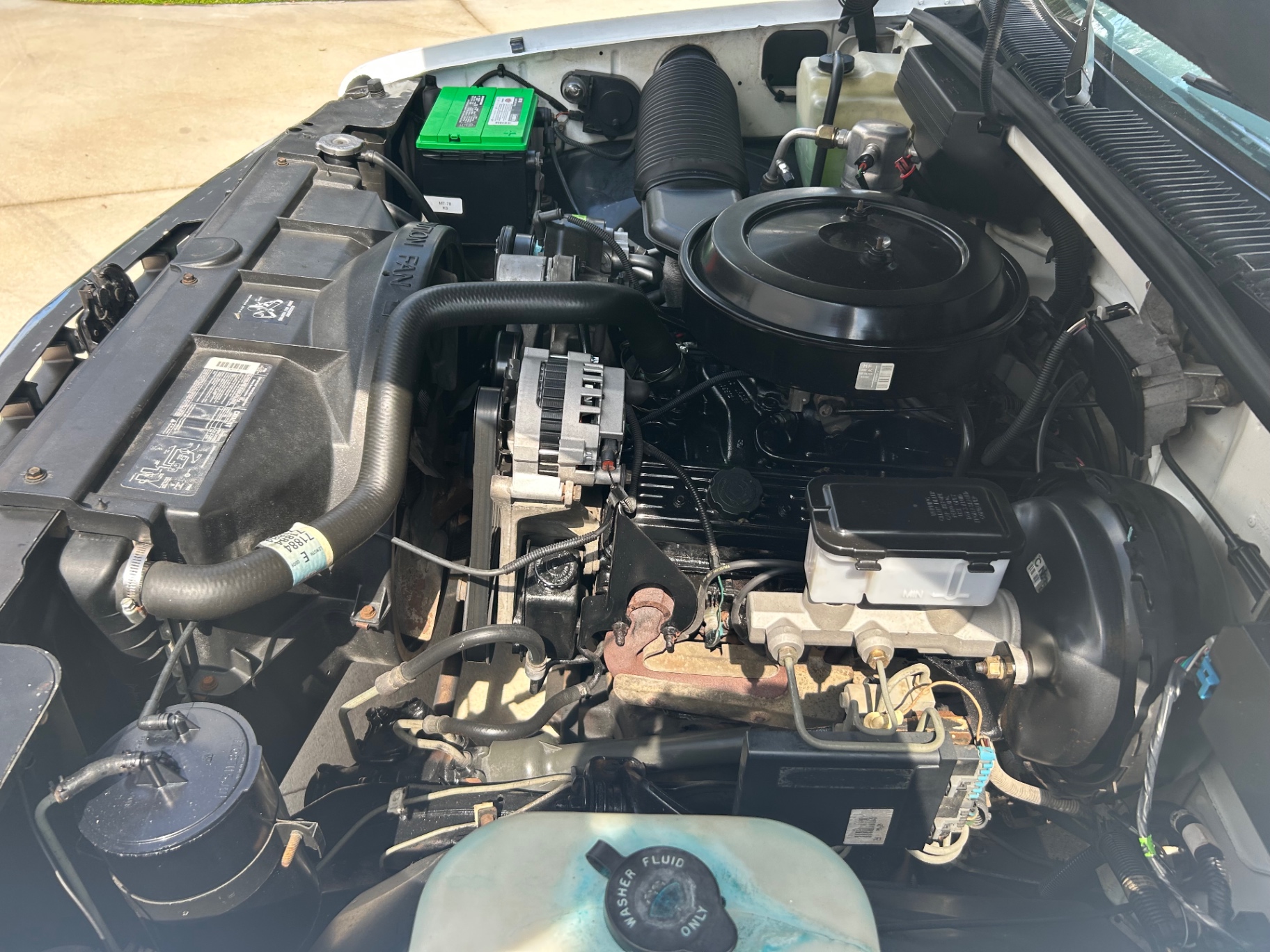 Vehicle photo 19