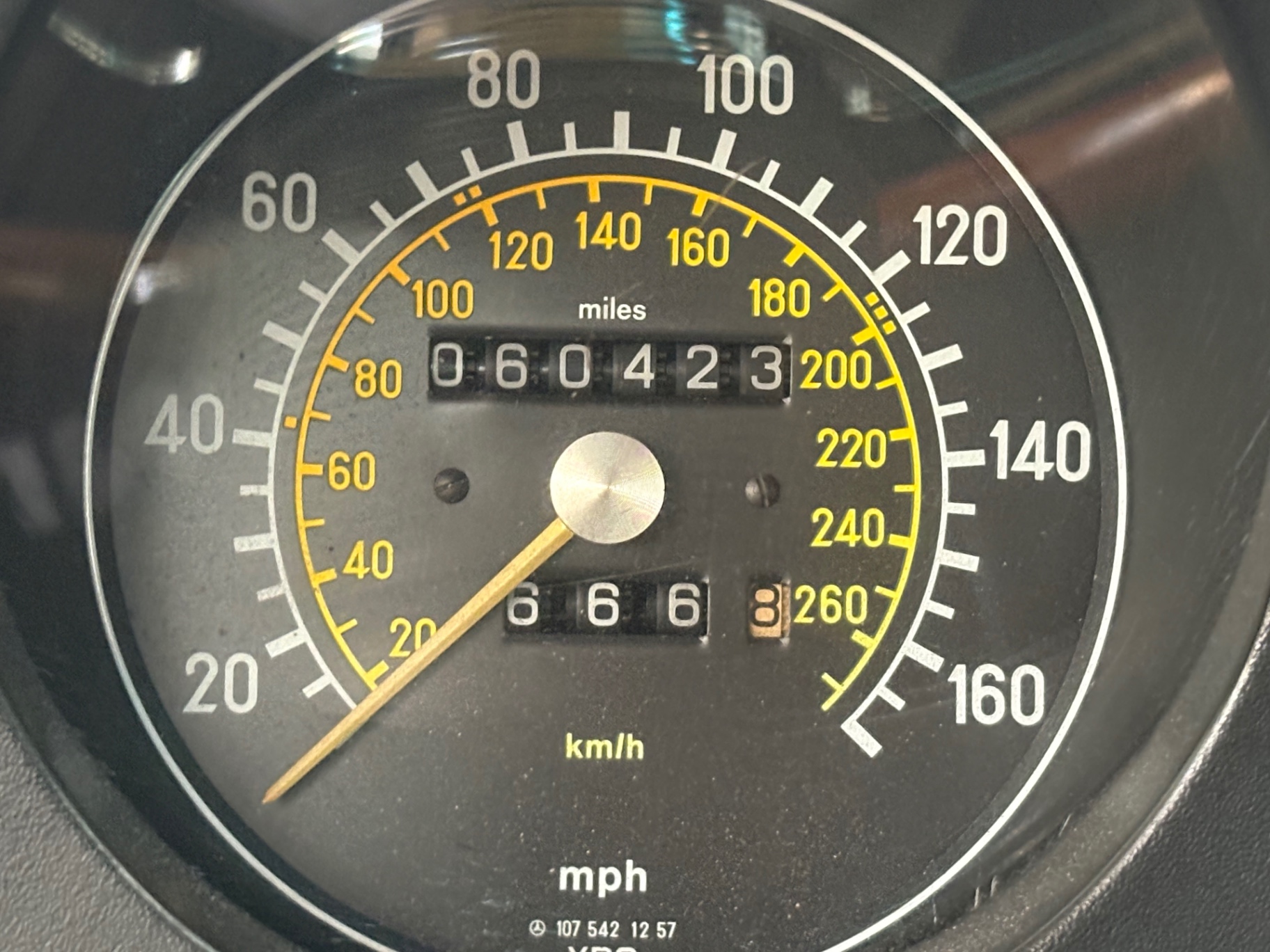 Vehicle photo 23
