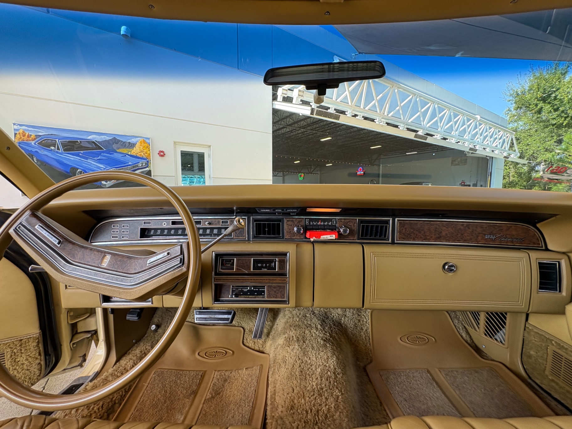 Vehicle photo 35