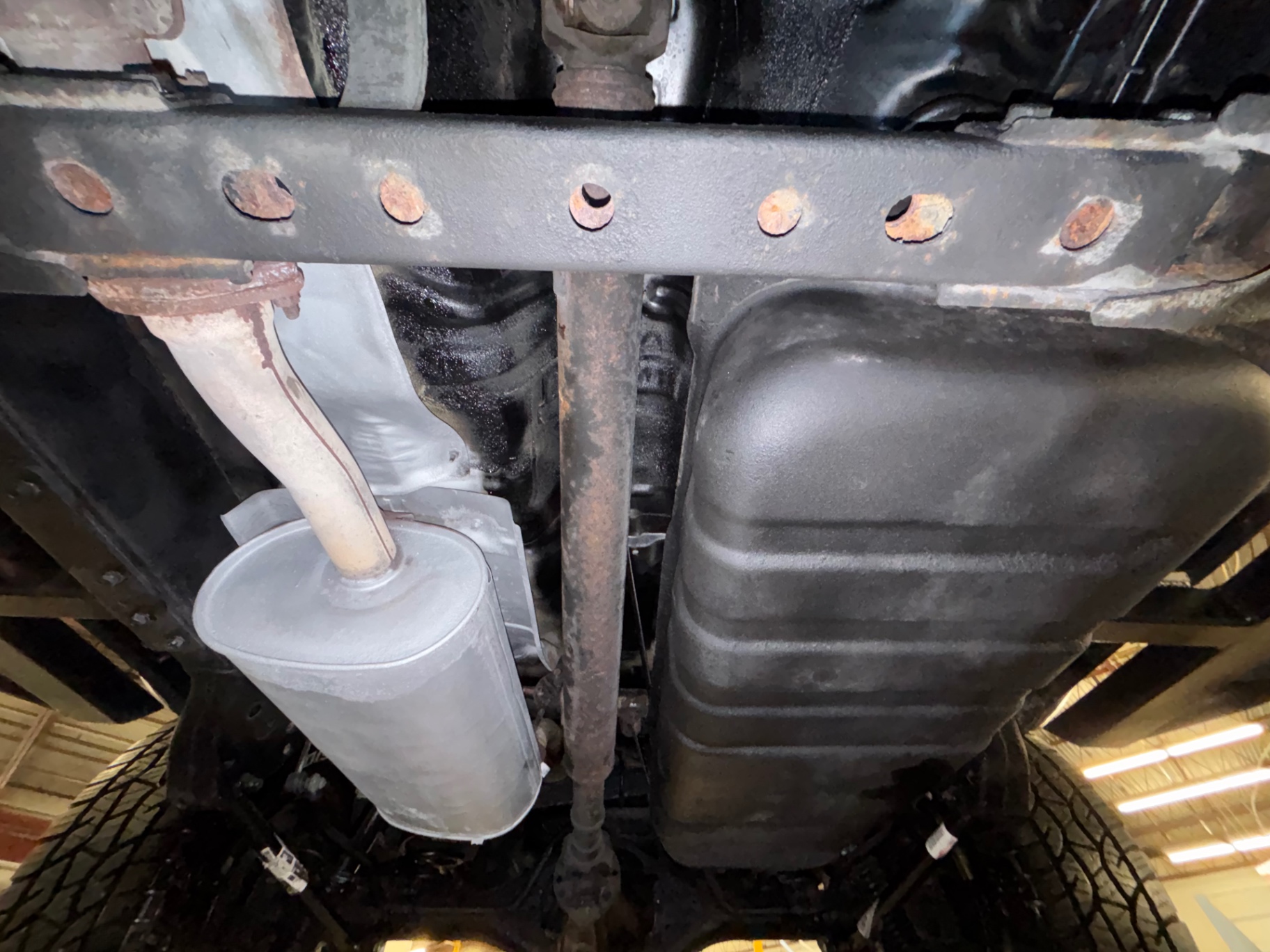 Vehicle photo 49
