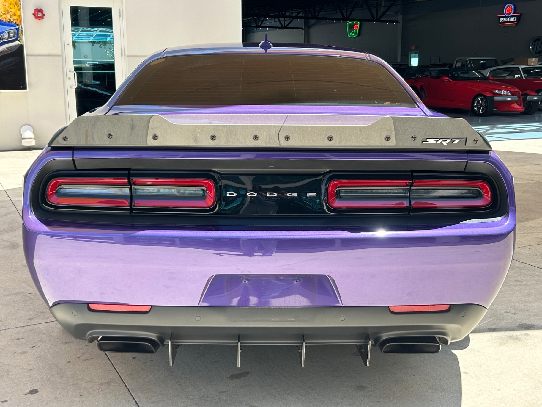 Vehicle photo 6