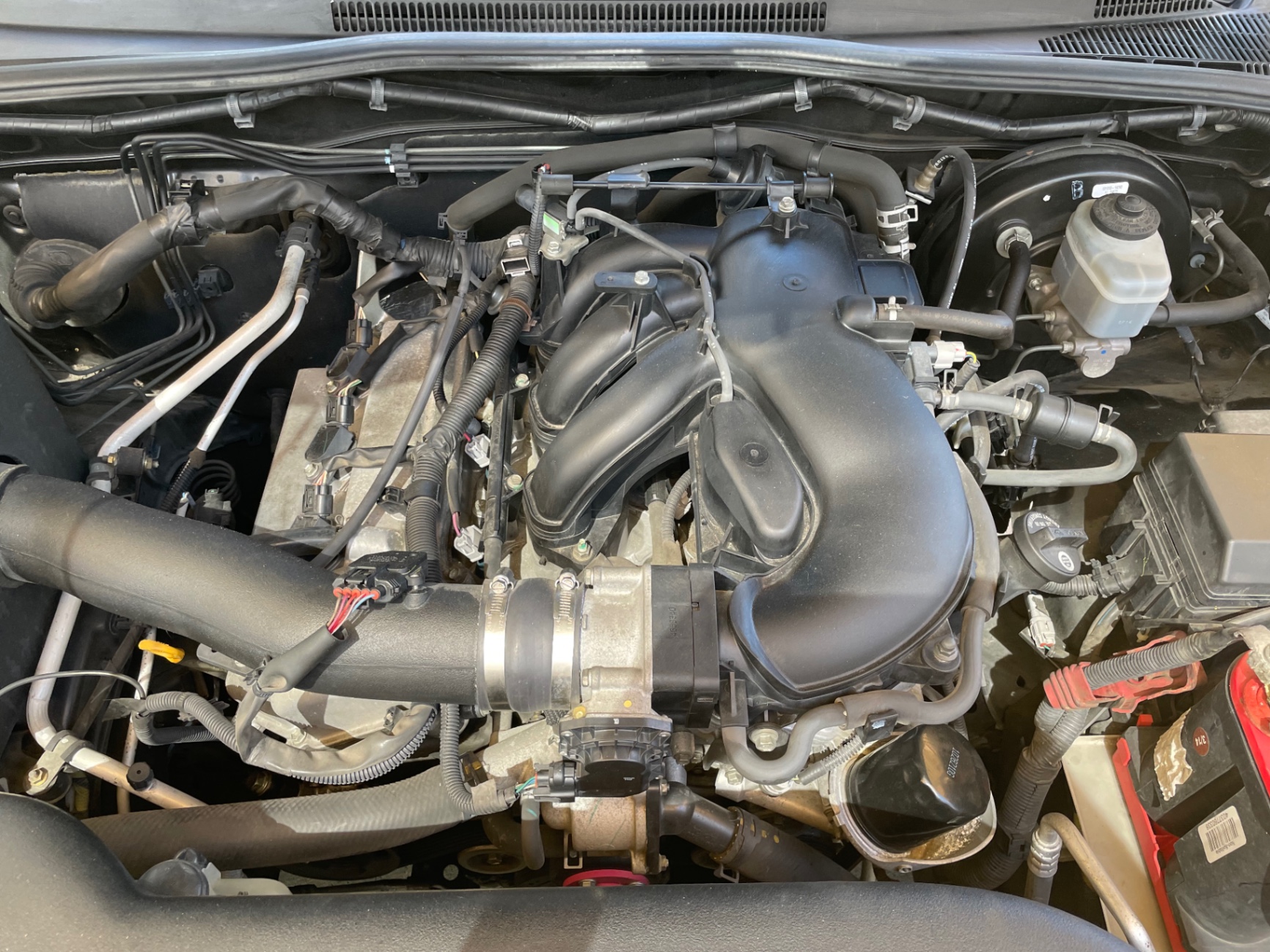 Vehicle photo 21