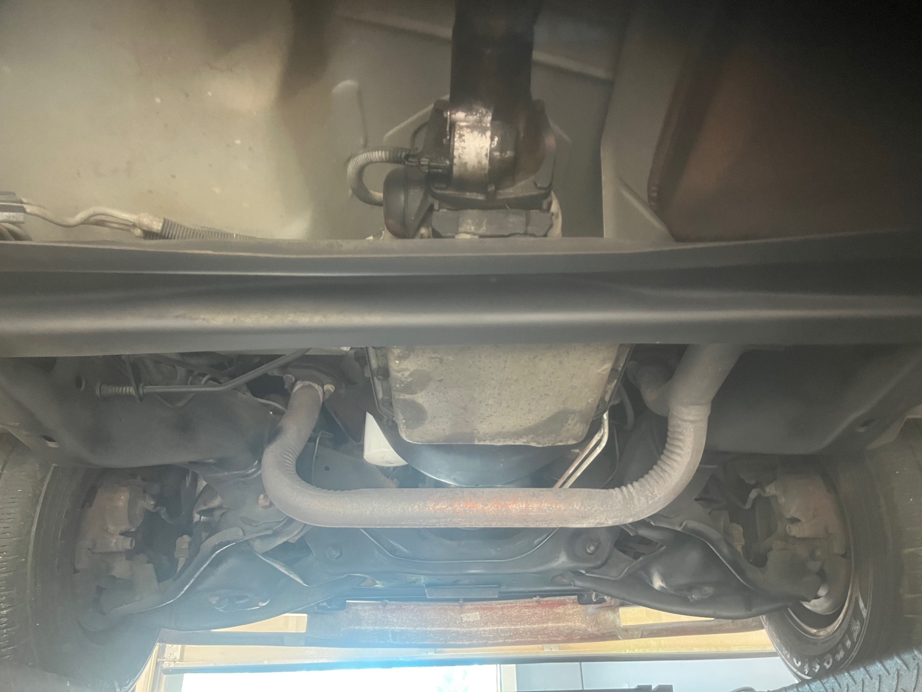 Vehicle photo 35