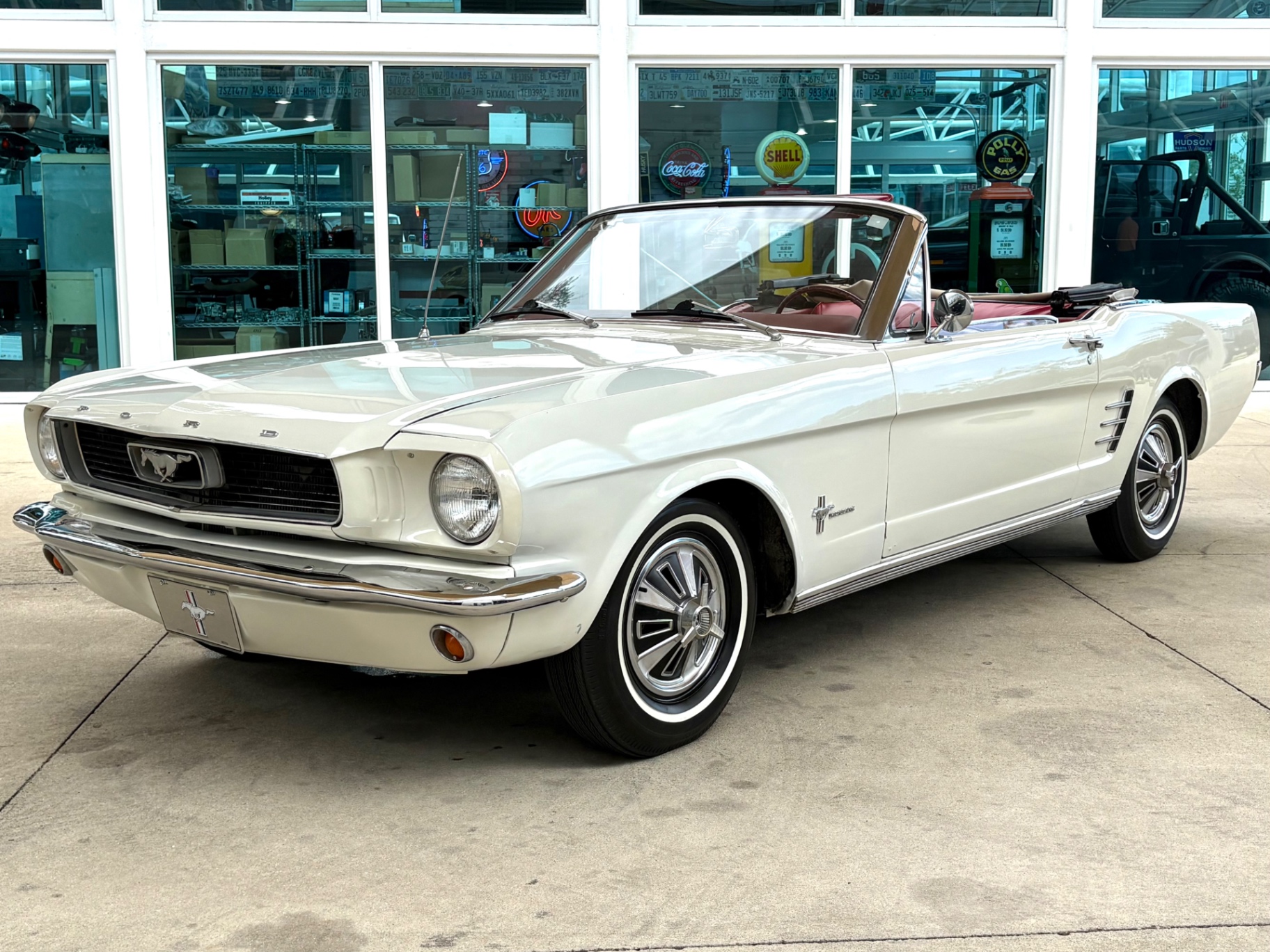 Vehicle photo 1