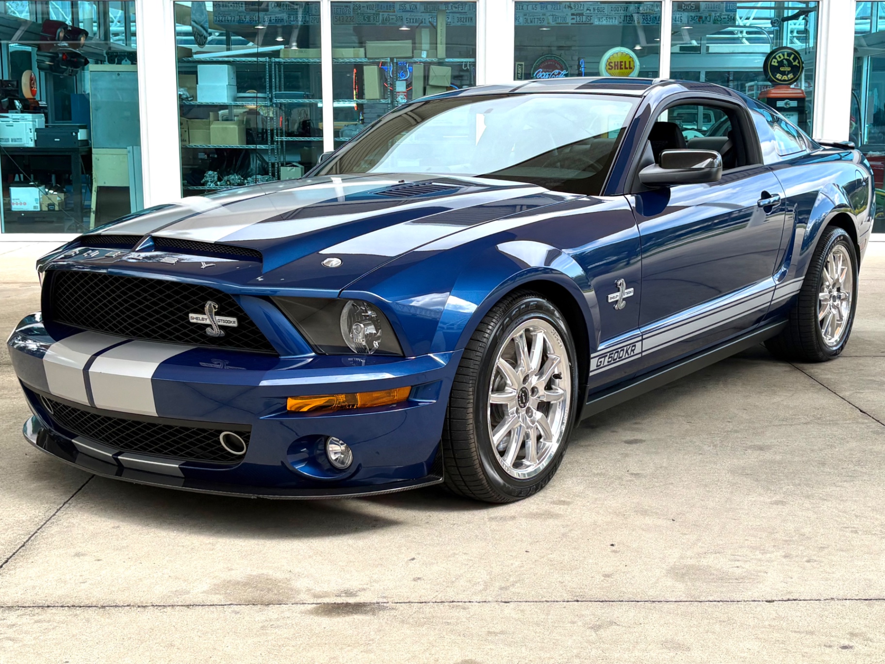 Vehicle photo 1