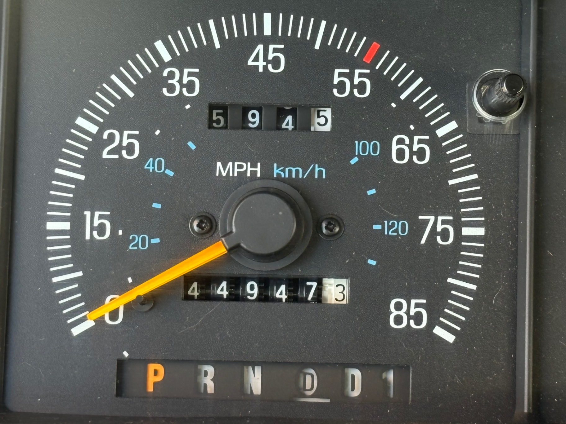 Vehicle photo 24