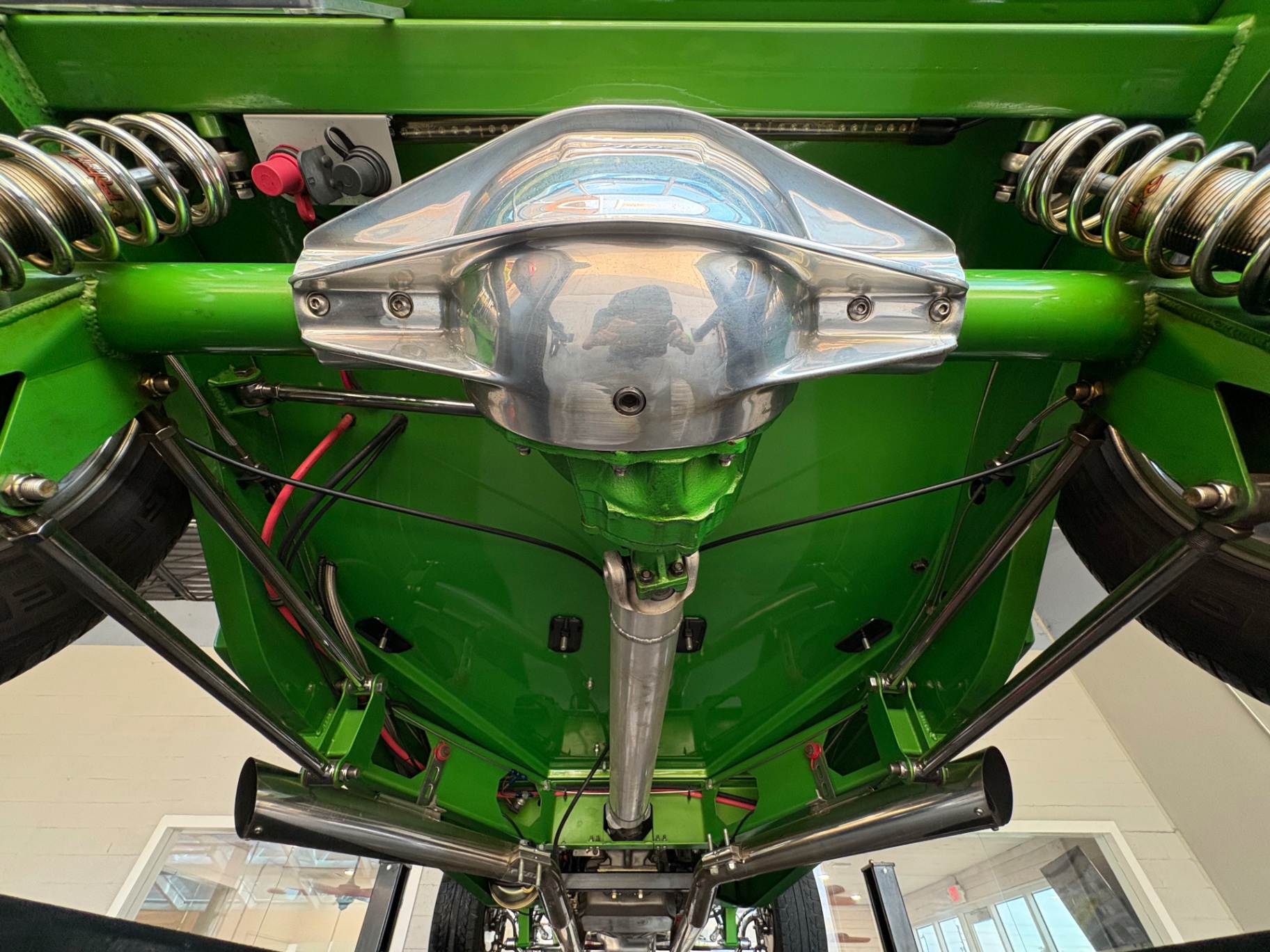 Vehicle photo 35