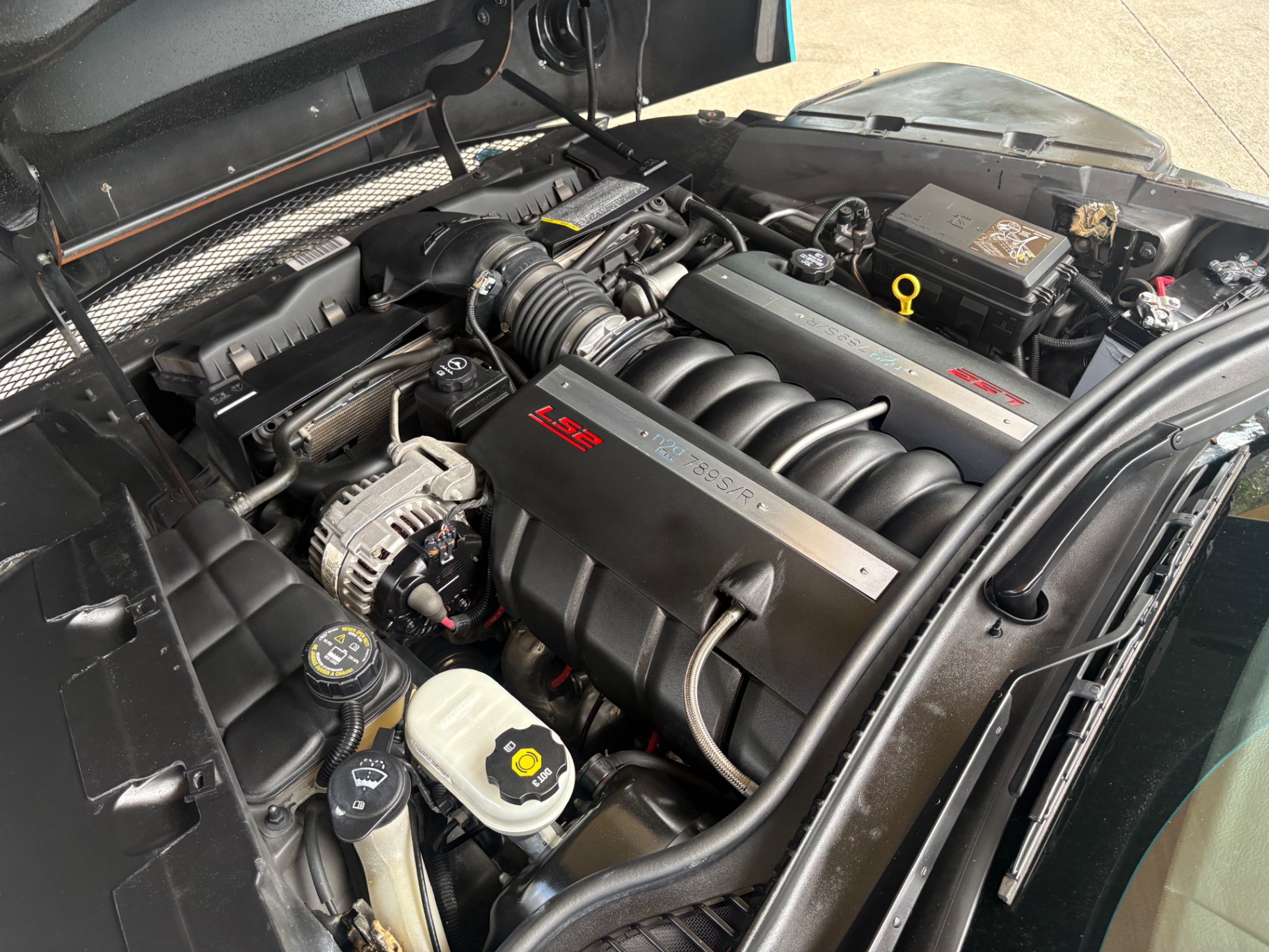 Vehicle photo 33
