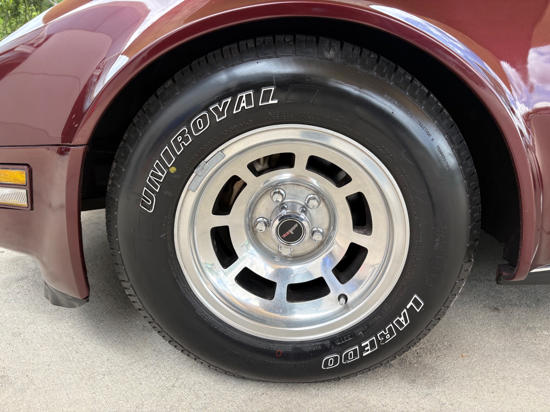 Vehicle photo 21