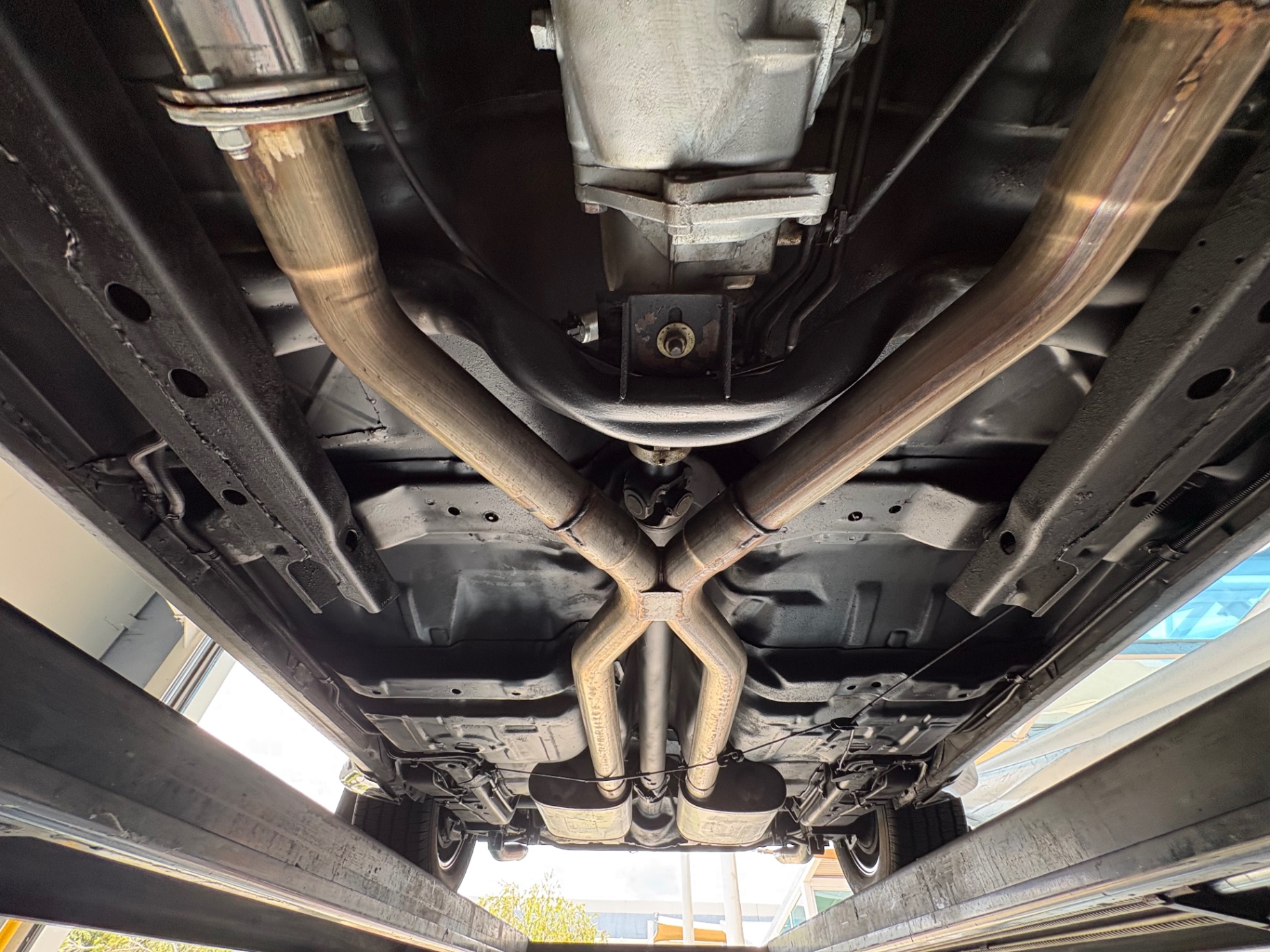 Vehicle photo 58