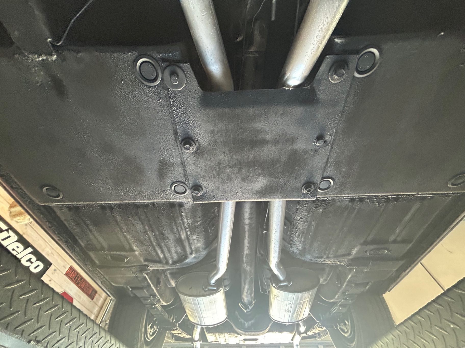 Vehicle photo 39