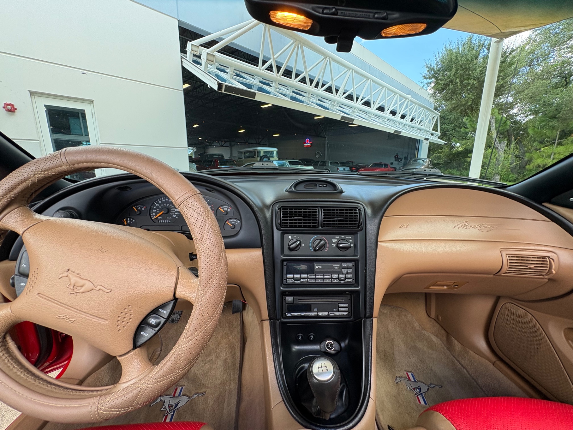 Vehicle photo 39