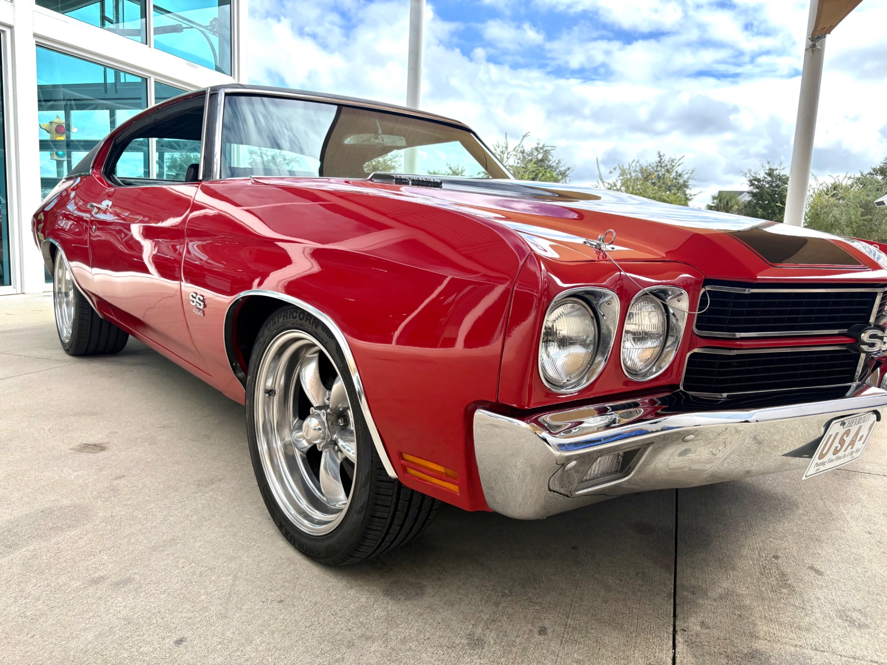 Vehicle photo 22