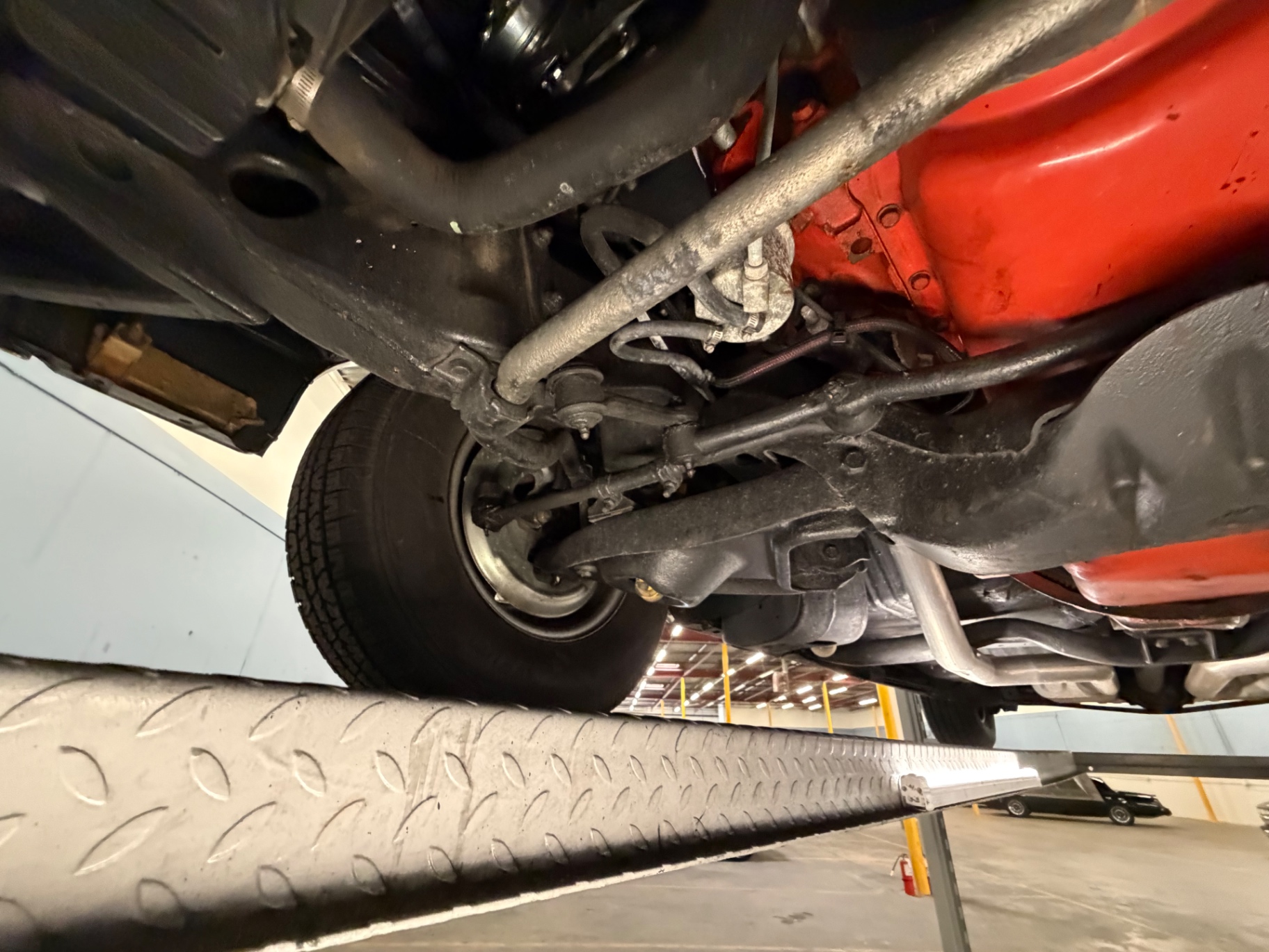 Vehicle photo 132