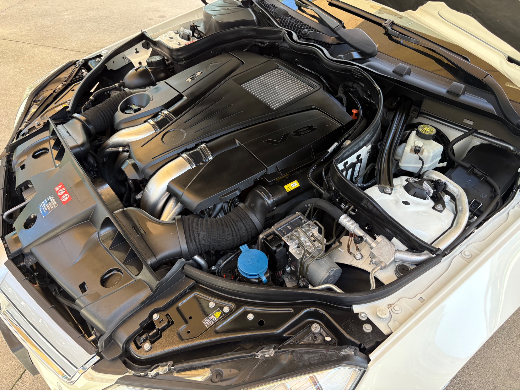 Vehicle photo 32