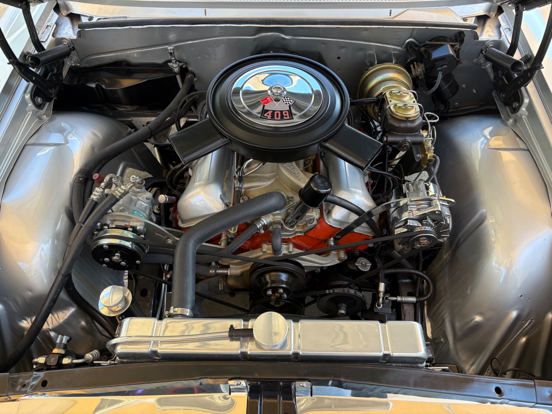 Vehicle photo 35