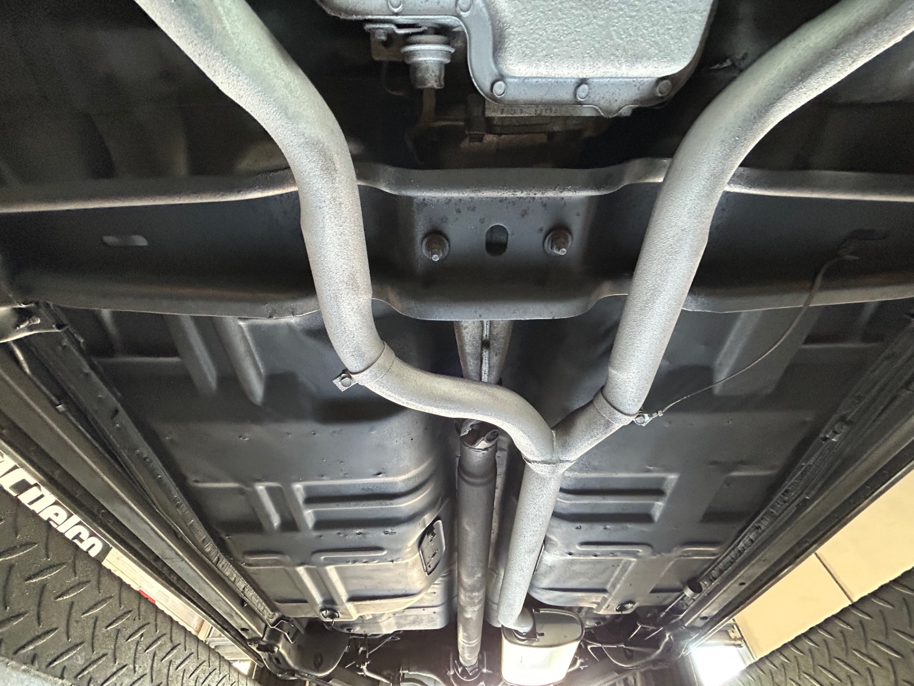 Vehicle photo 36