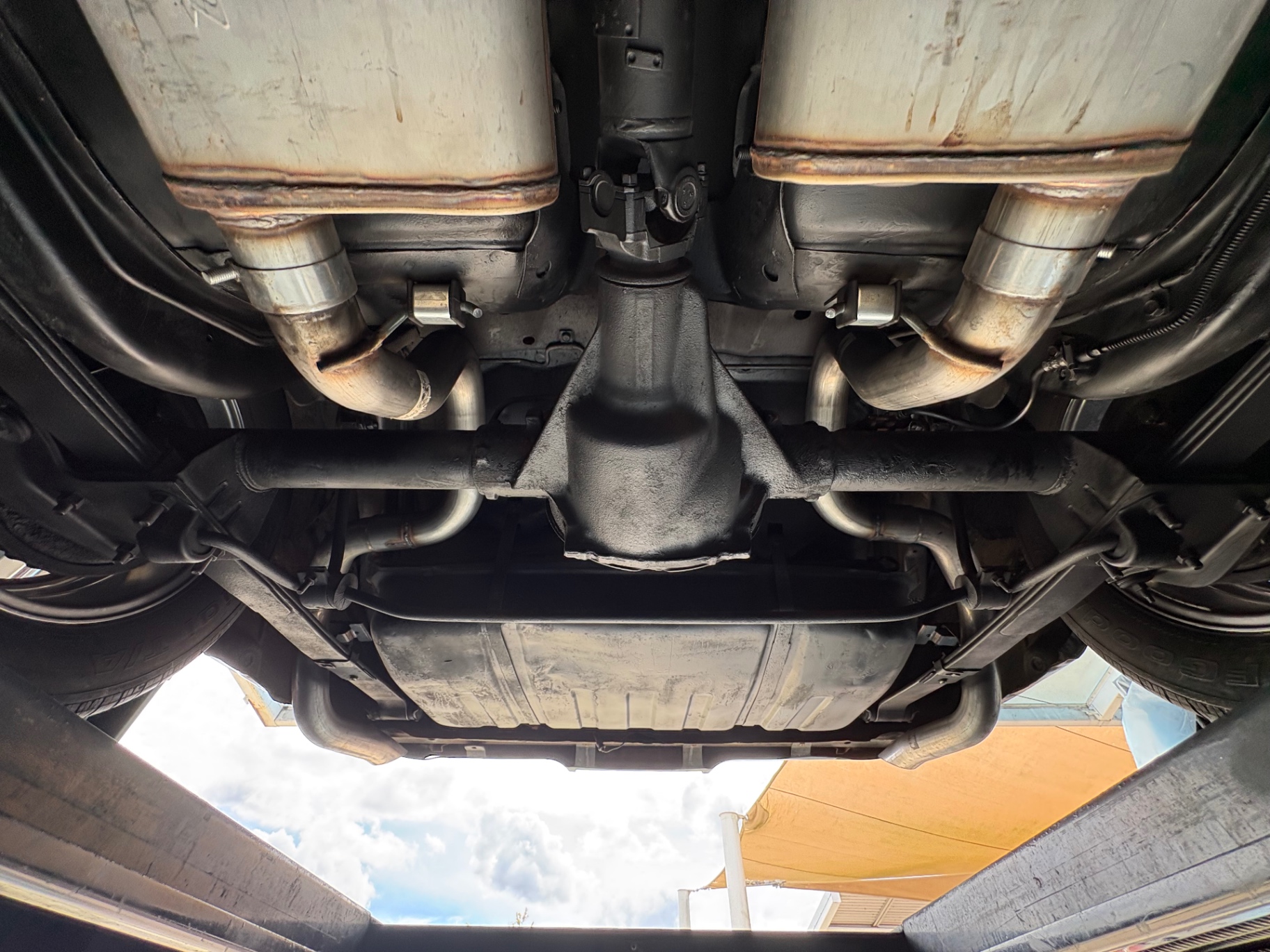 Vehicle photo 61