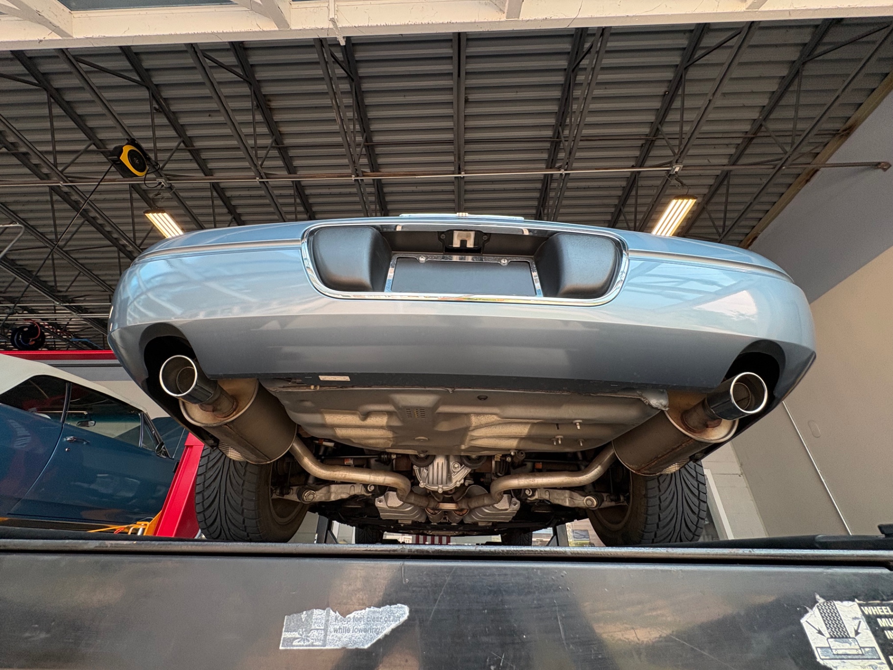 Vehicle photo 50