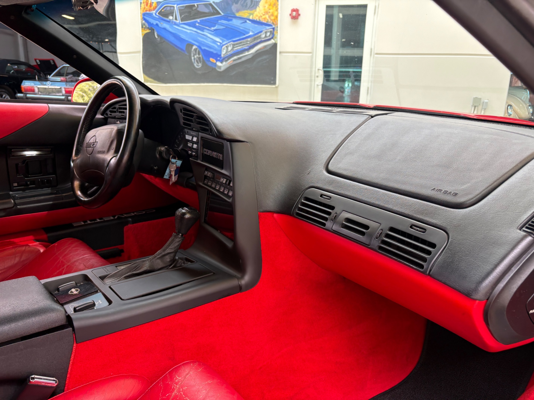 Vehicle photo 36