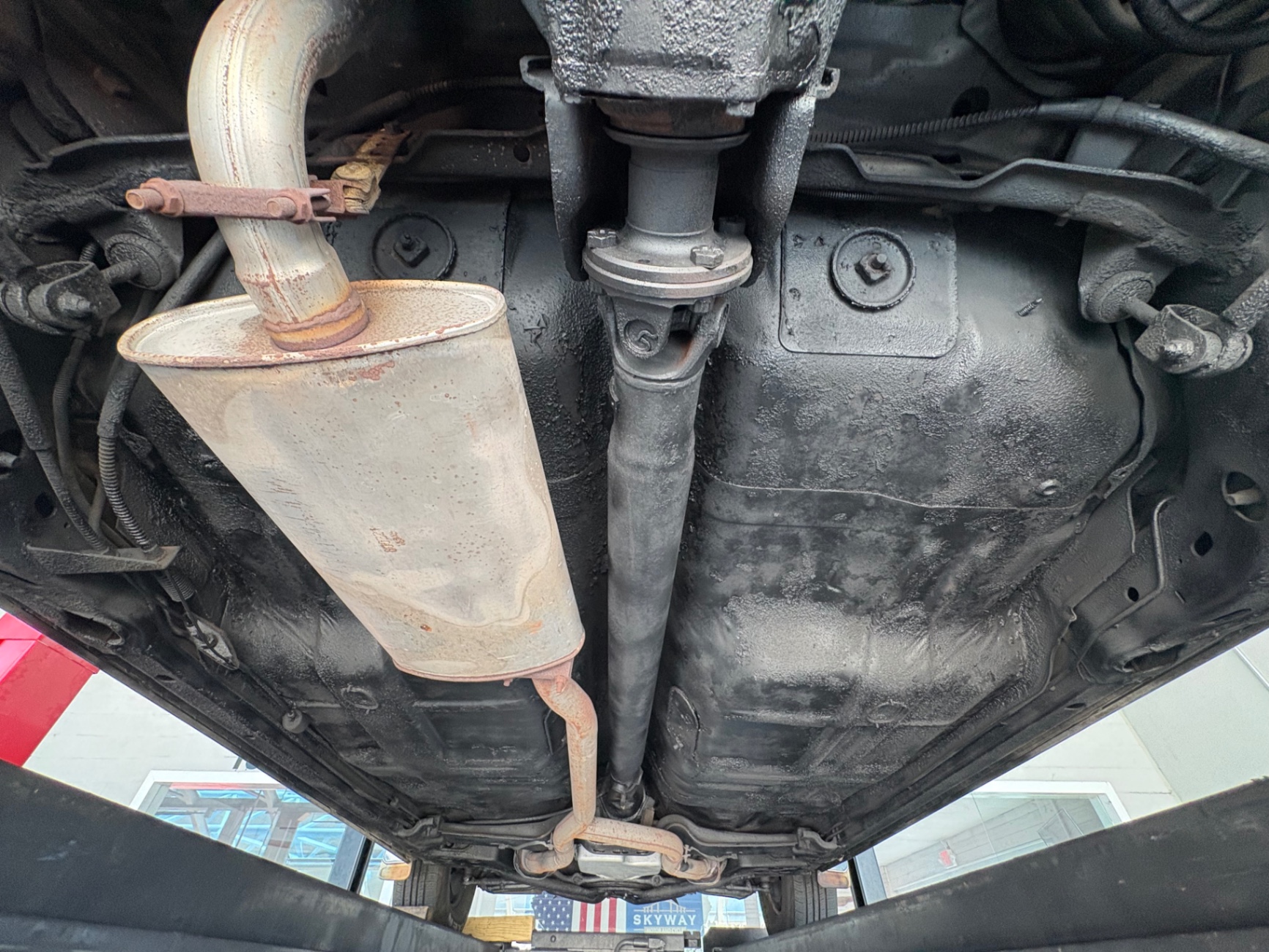 Vehicle photo 48