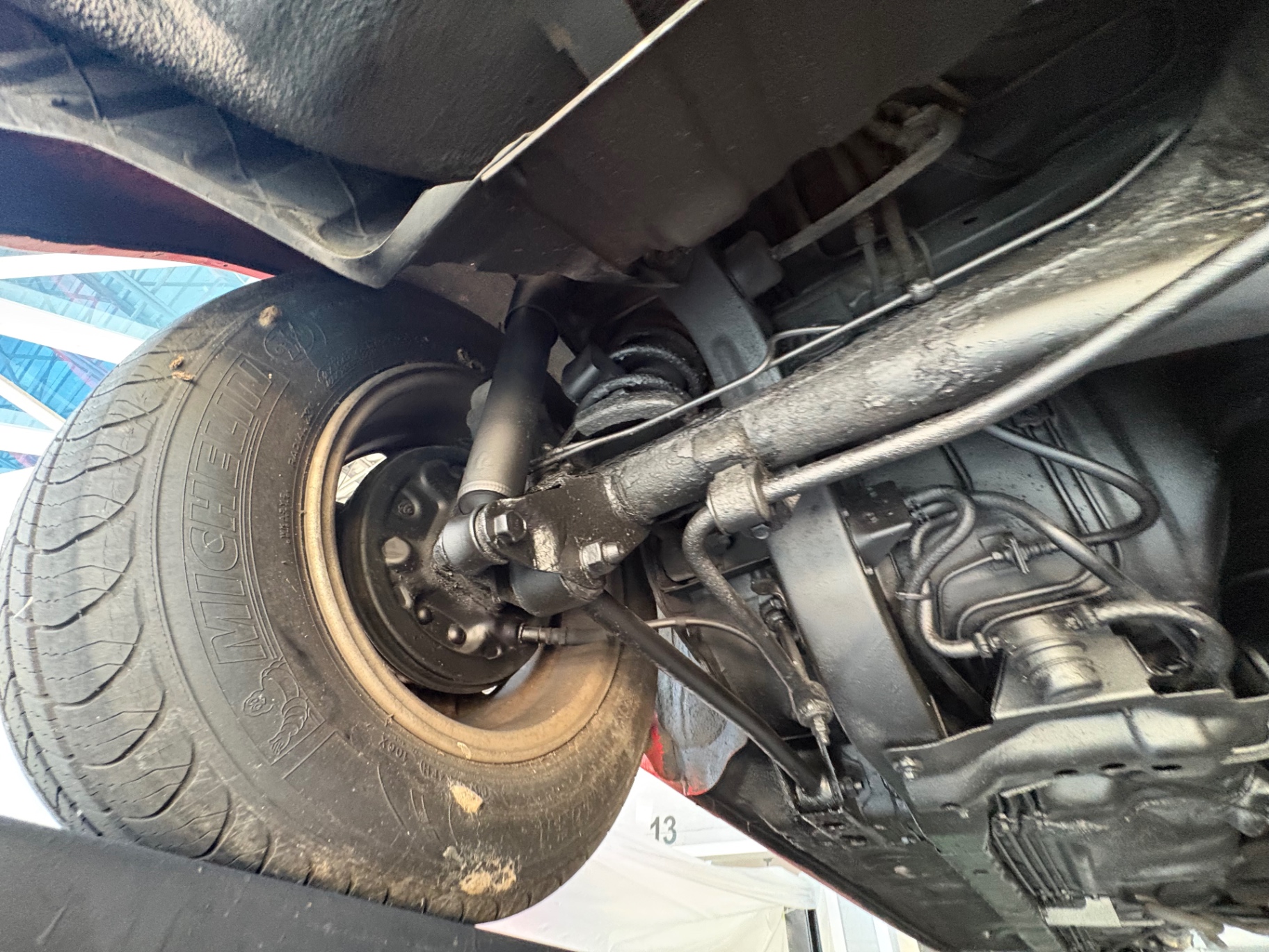Vehicle photo 45