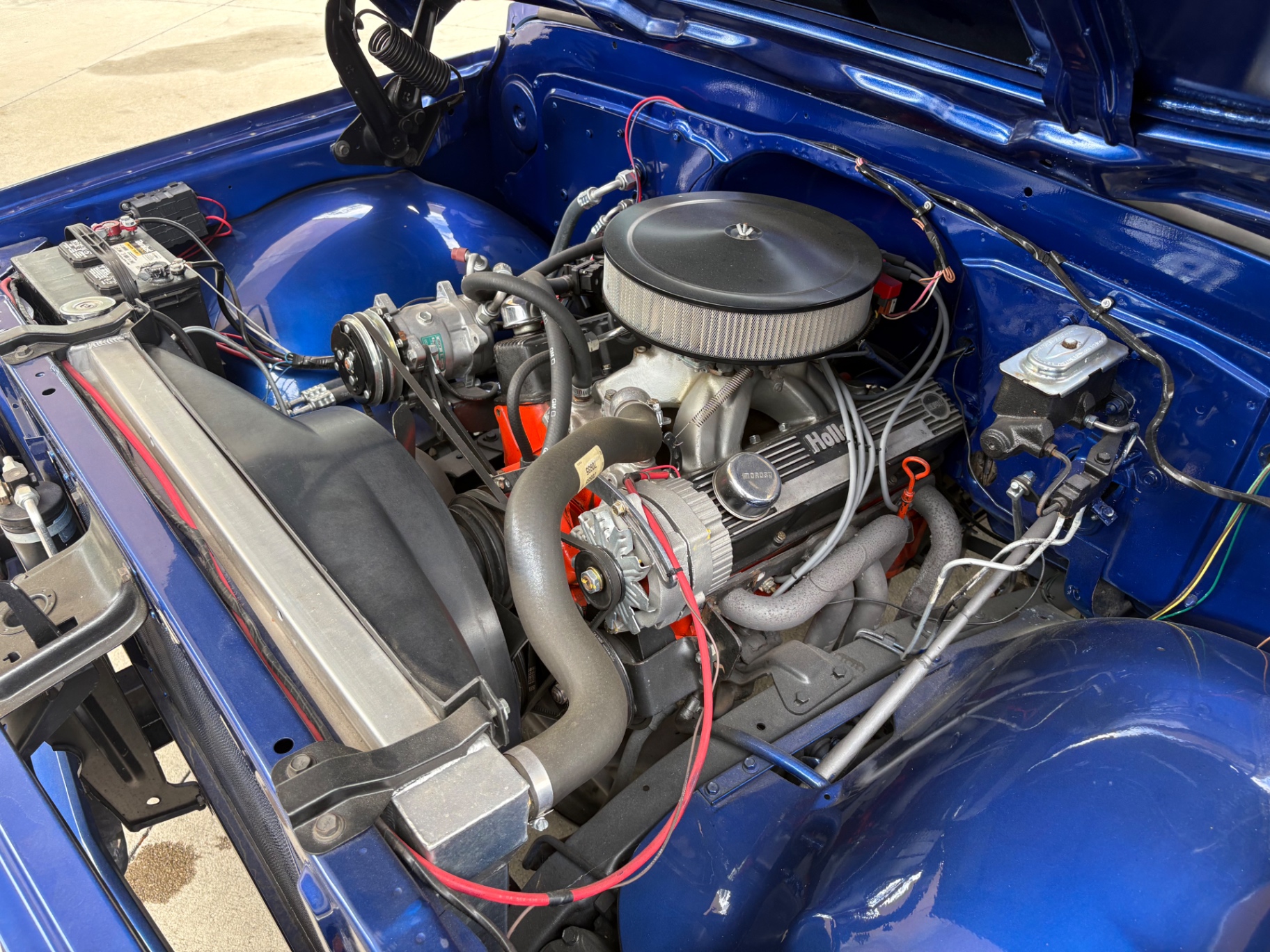Vehicle photo 30