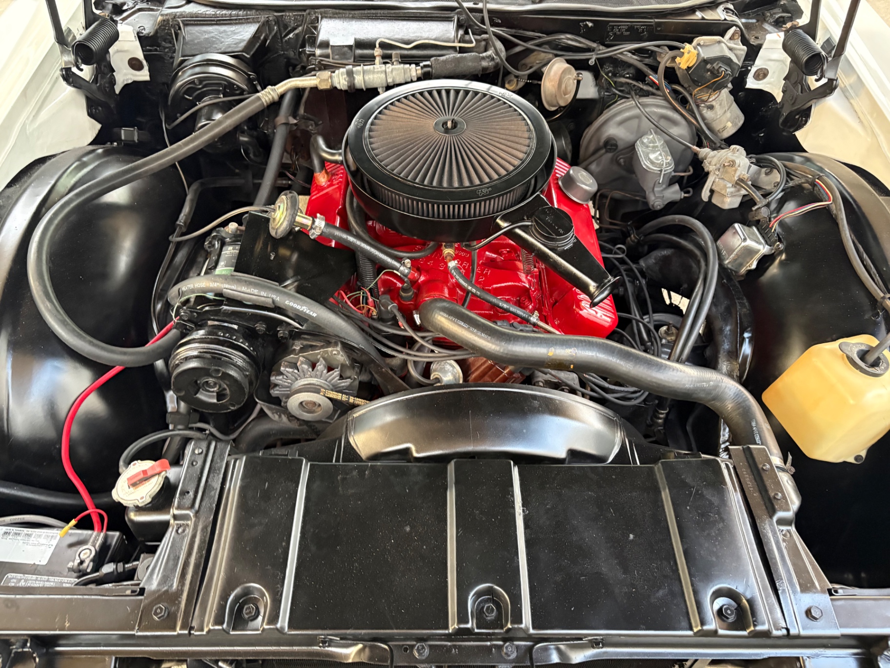 Vehicle photo 30