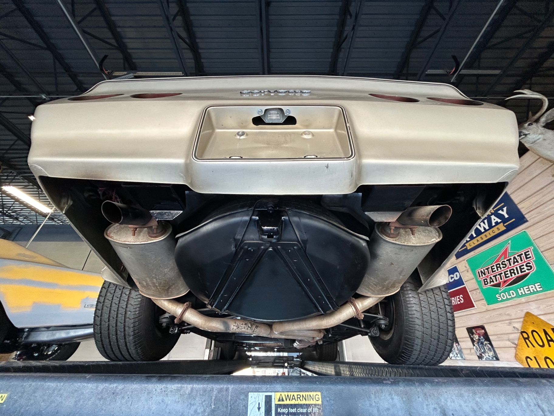 Vehicle photo 41