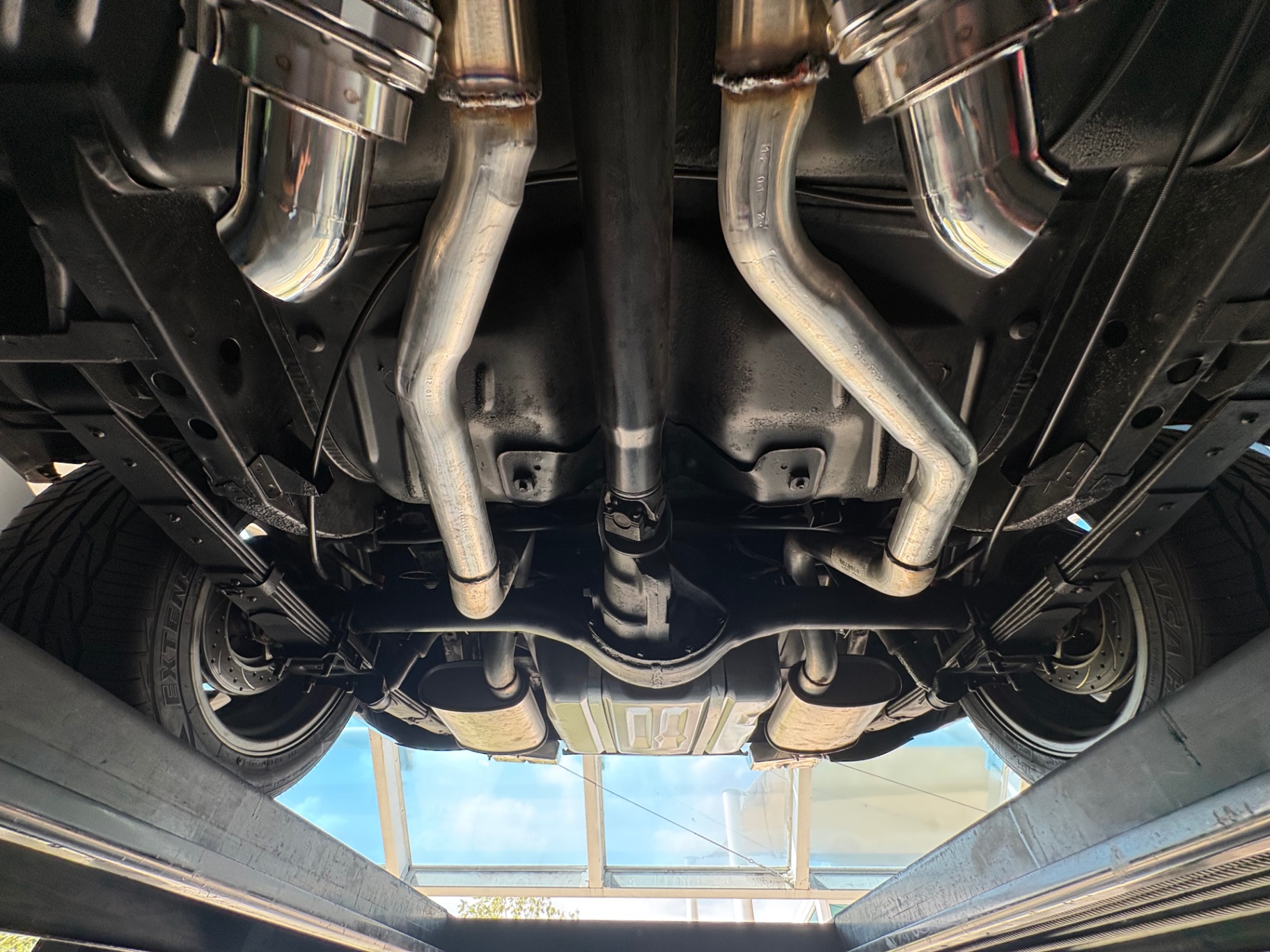 Vehicle photo 61