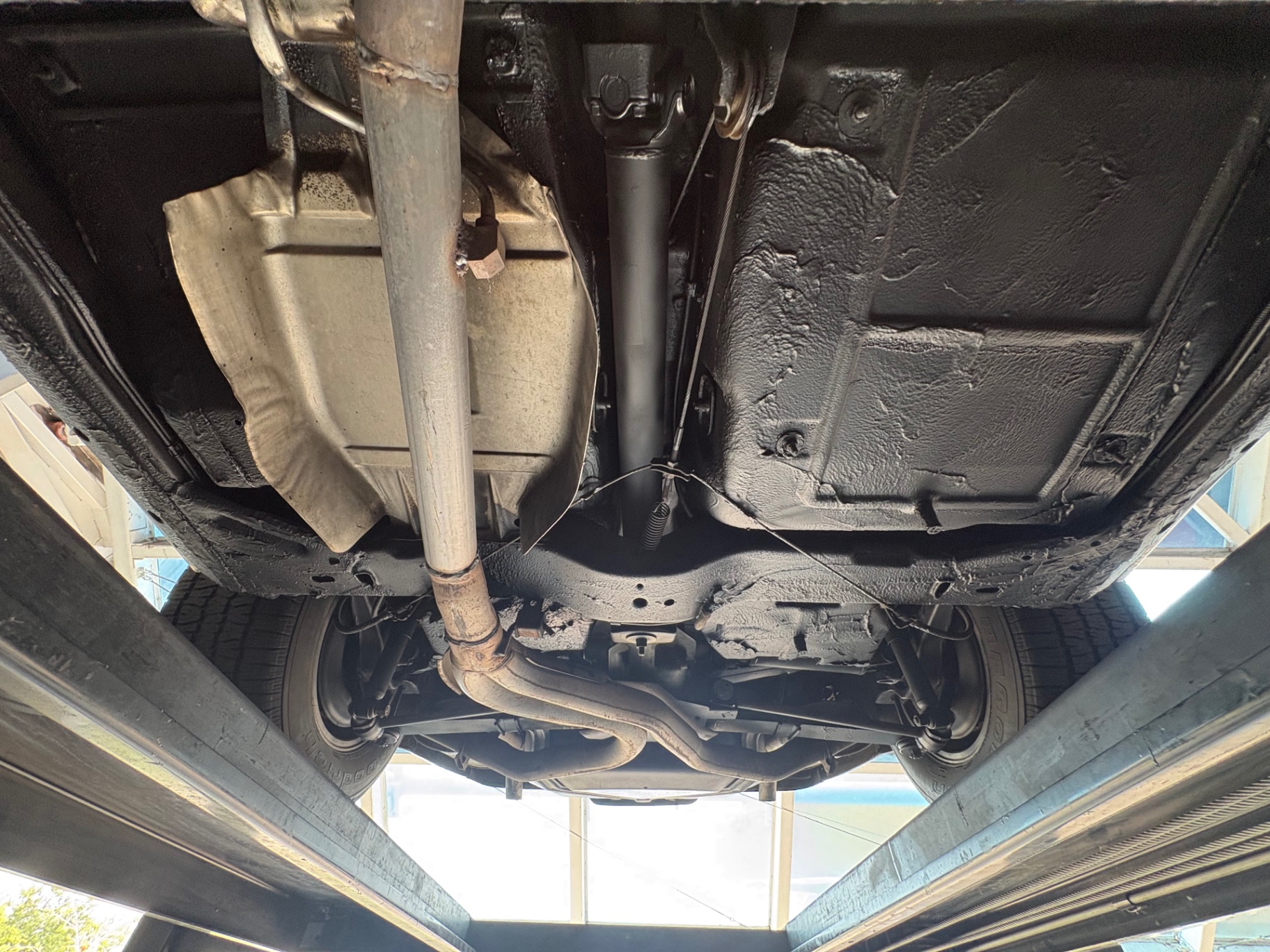 Vehicle photo 55