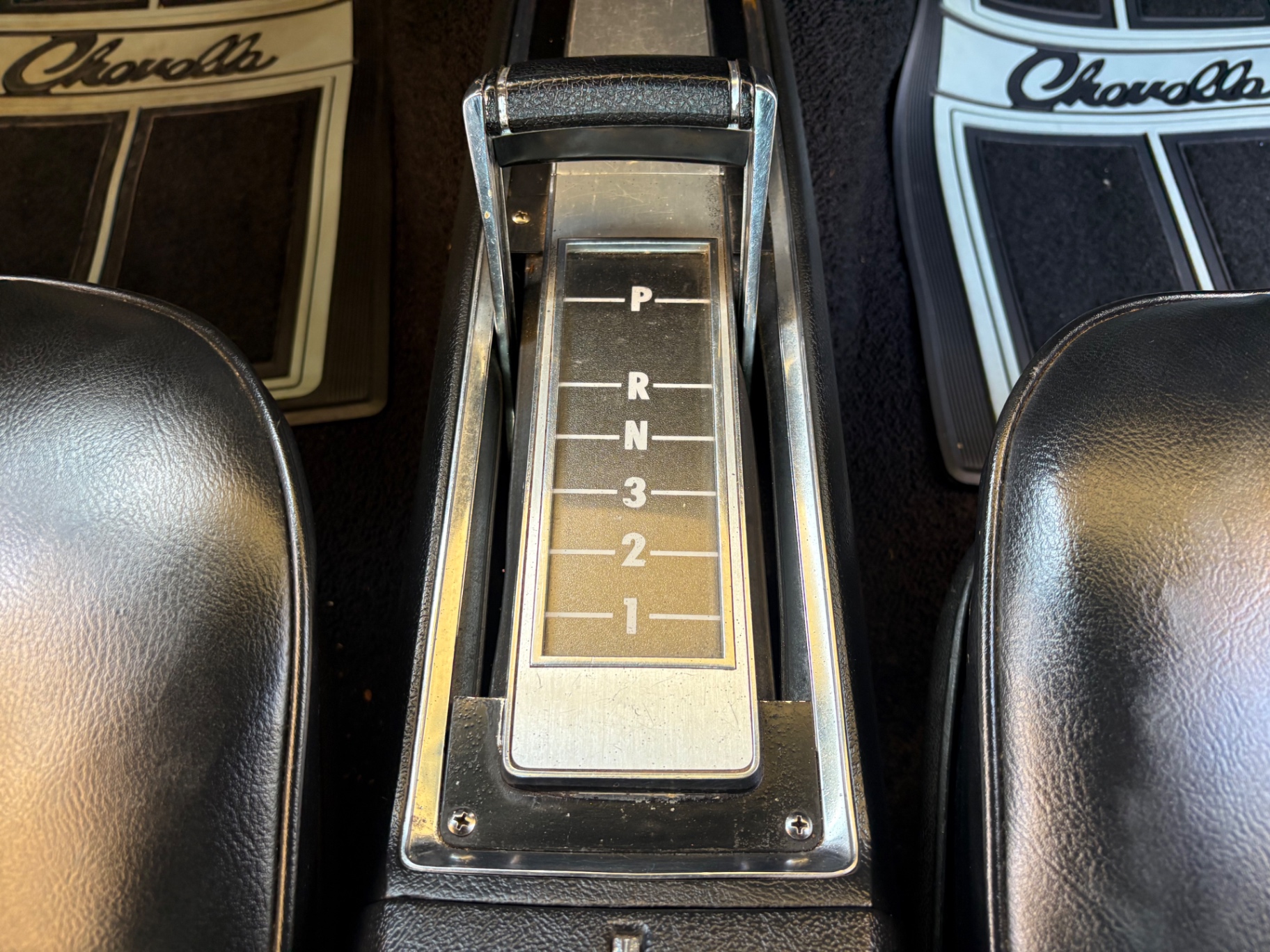 Vehicle photo 48