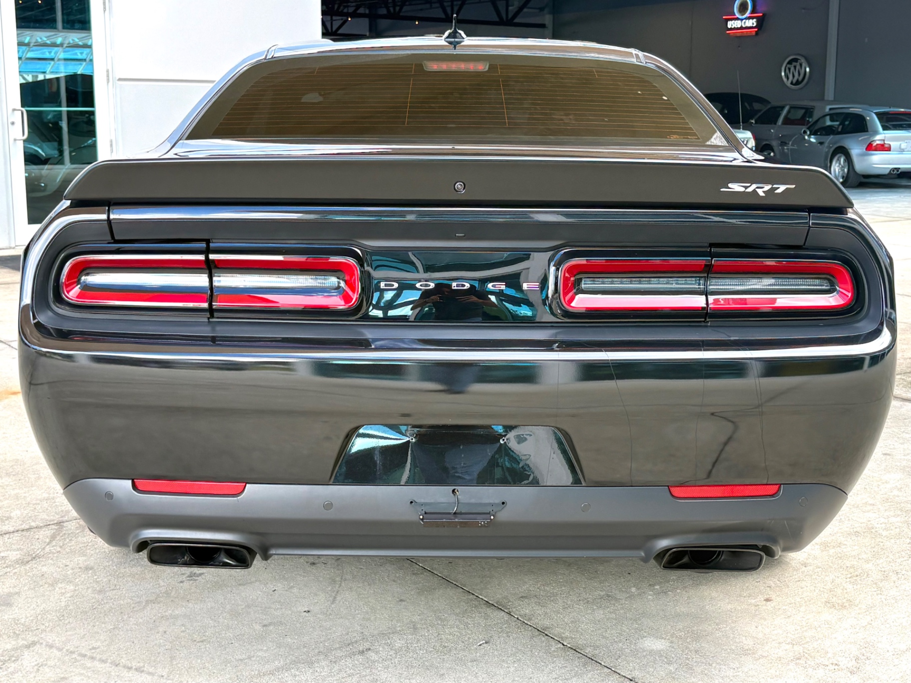 Vehicle photo 7