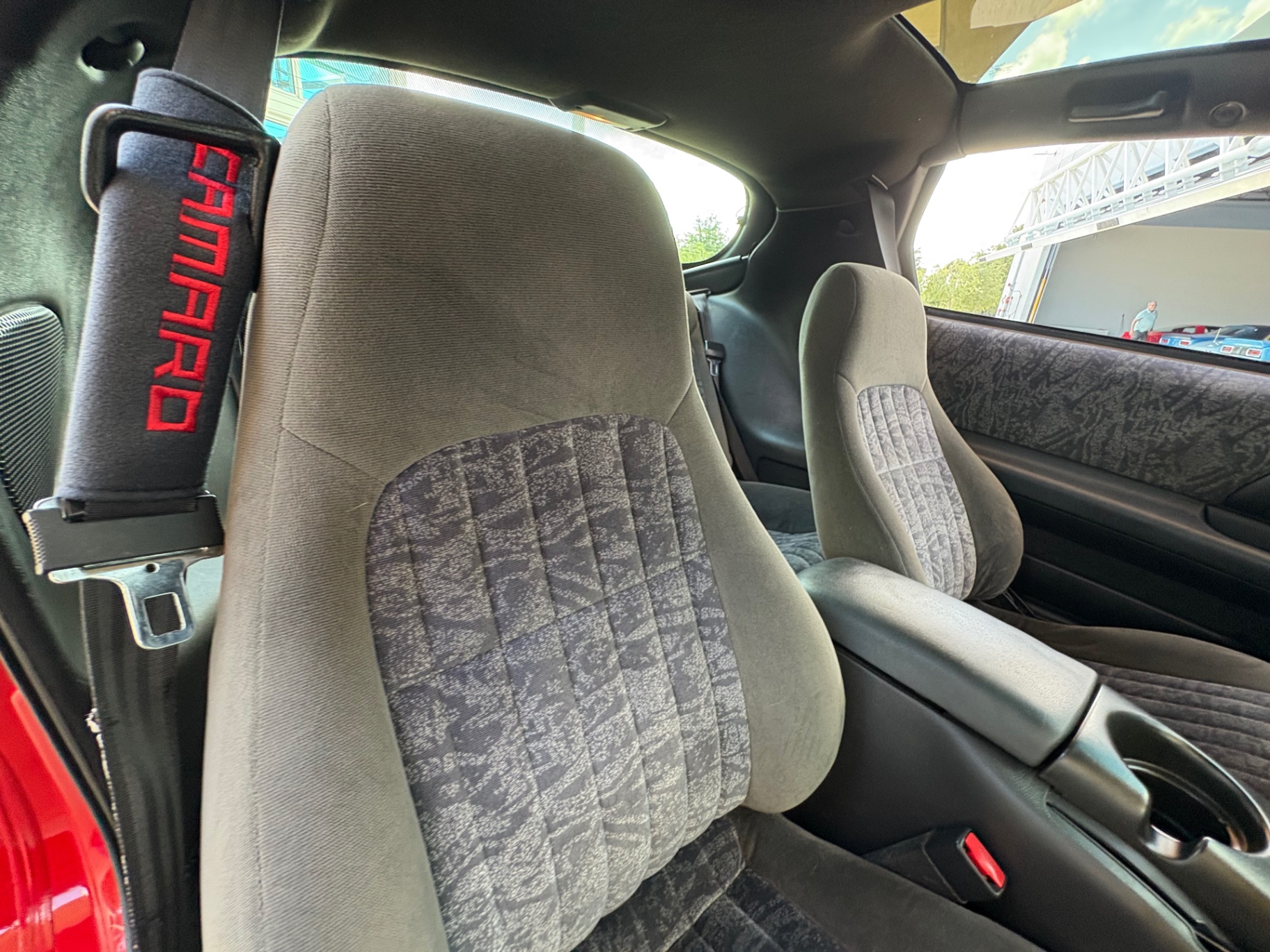 Vehicle photo 39