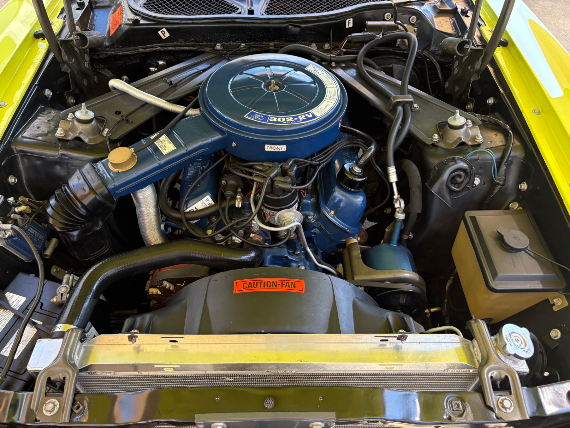 Vehicle photo 34