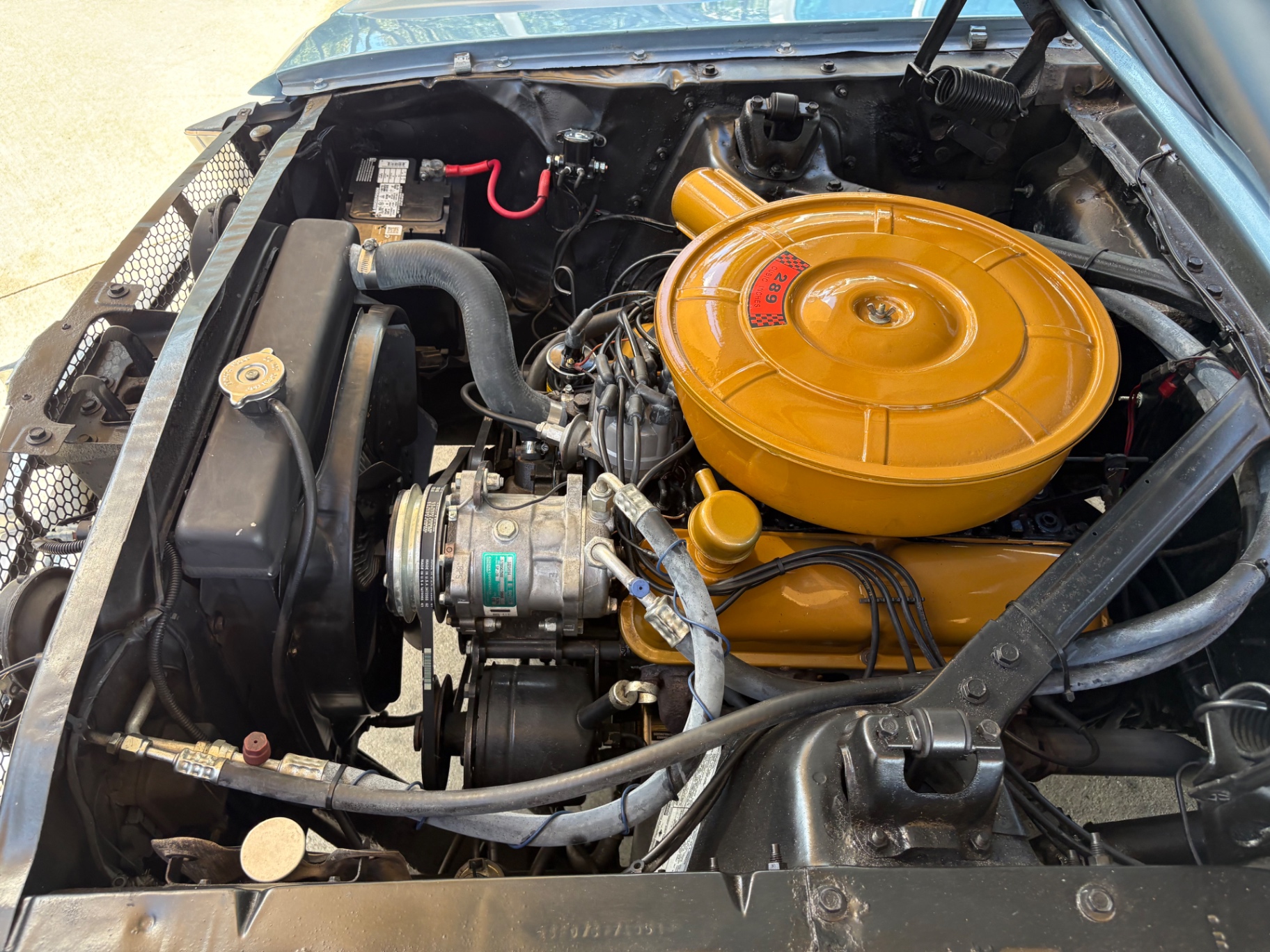 Vehicle photo 33