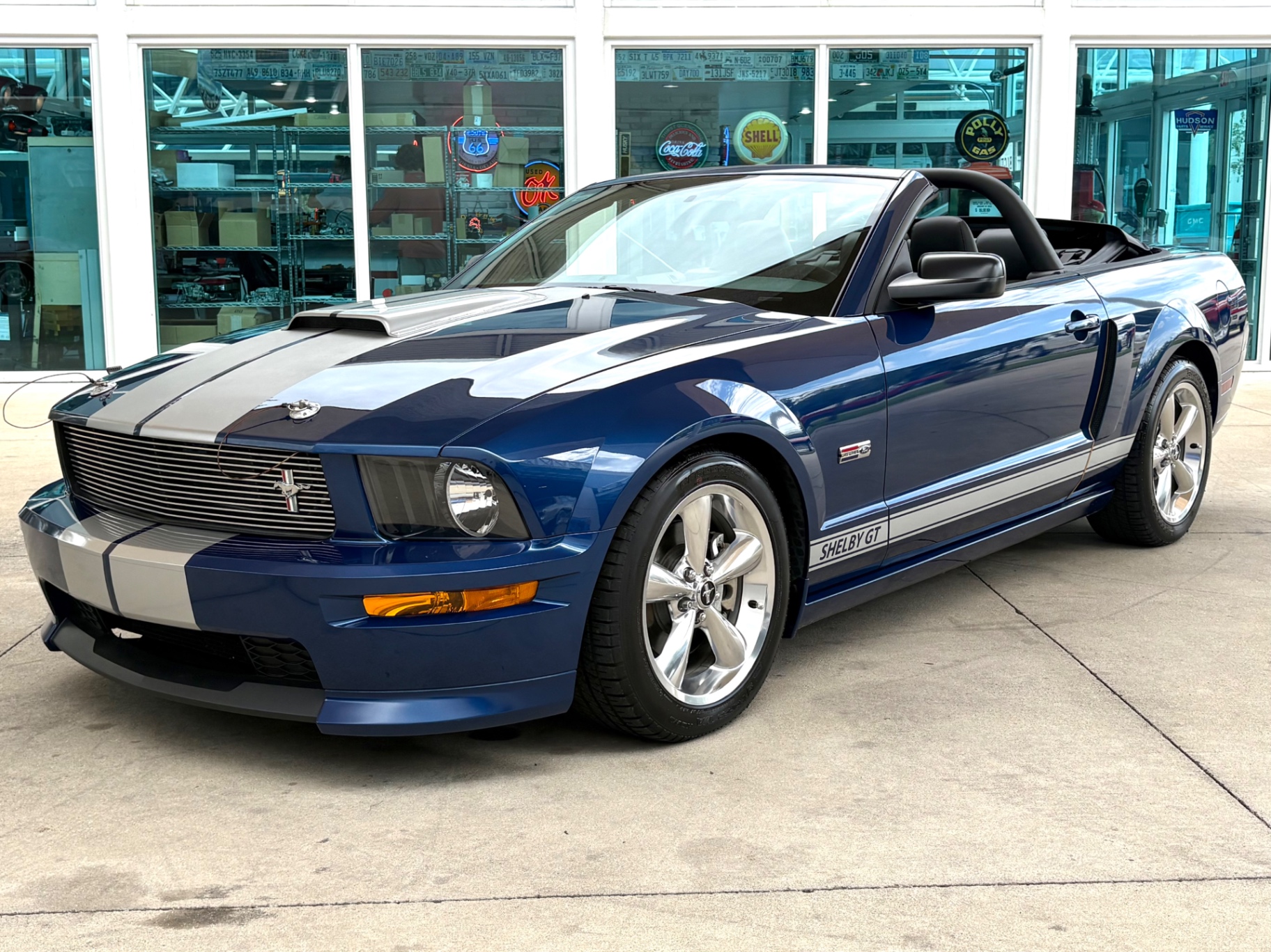 Vehicle photo 1