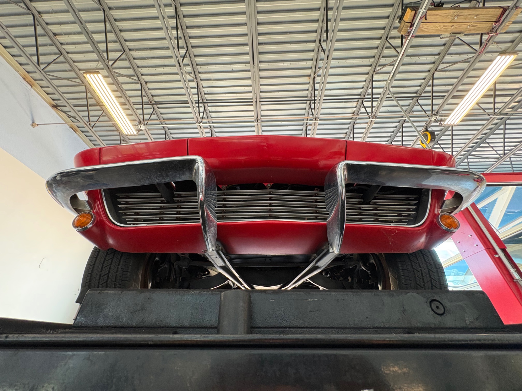 Vehicle photo 57