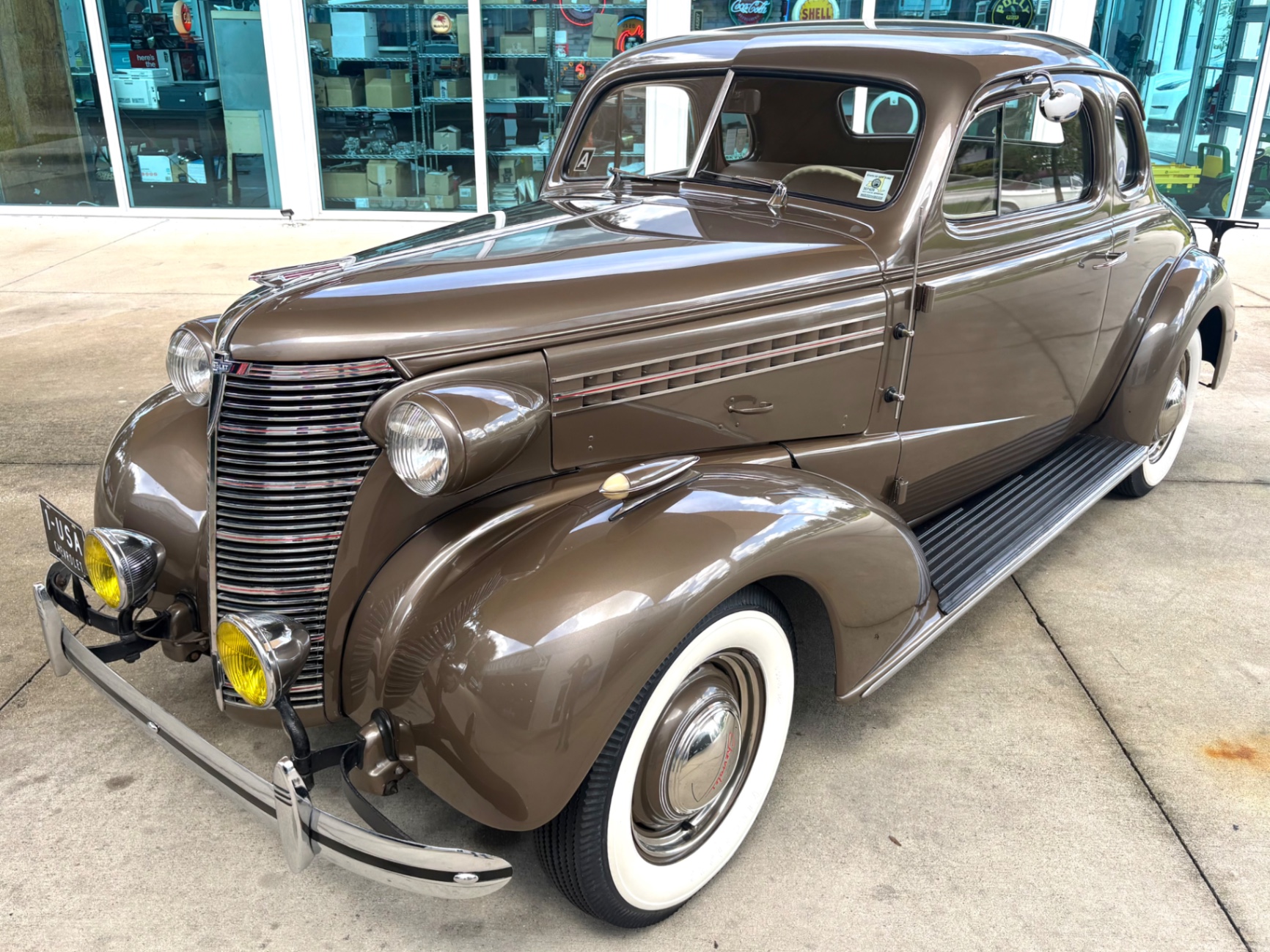 Vehicle photo 20