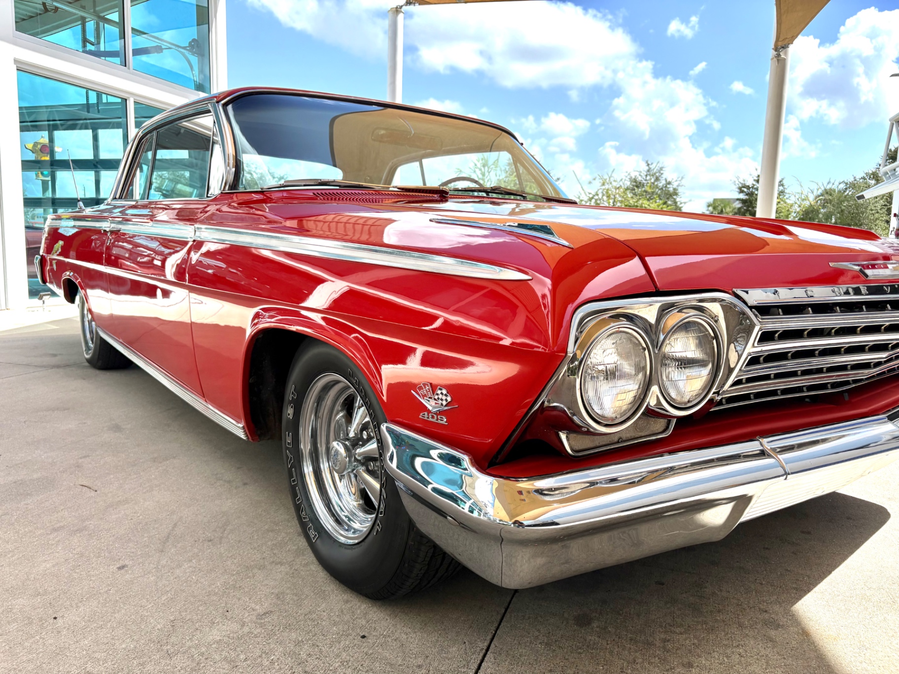 Vehicle photo 20