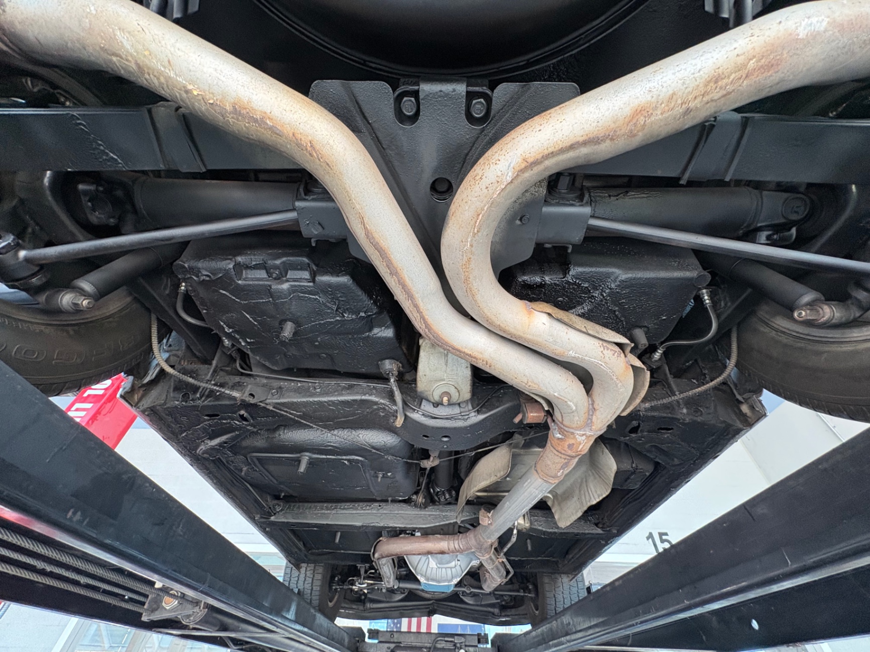Vehicle photo 44