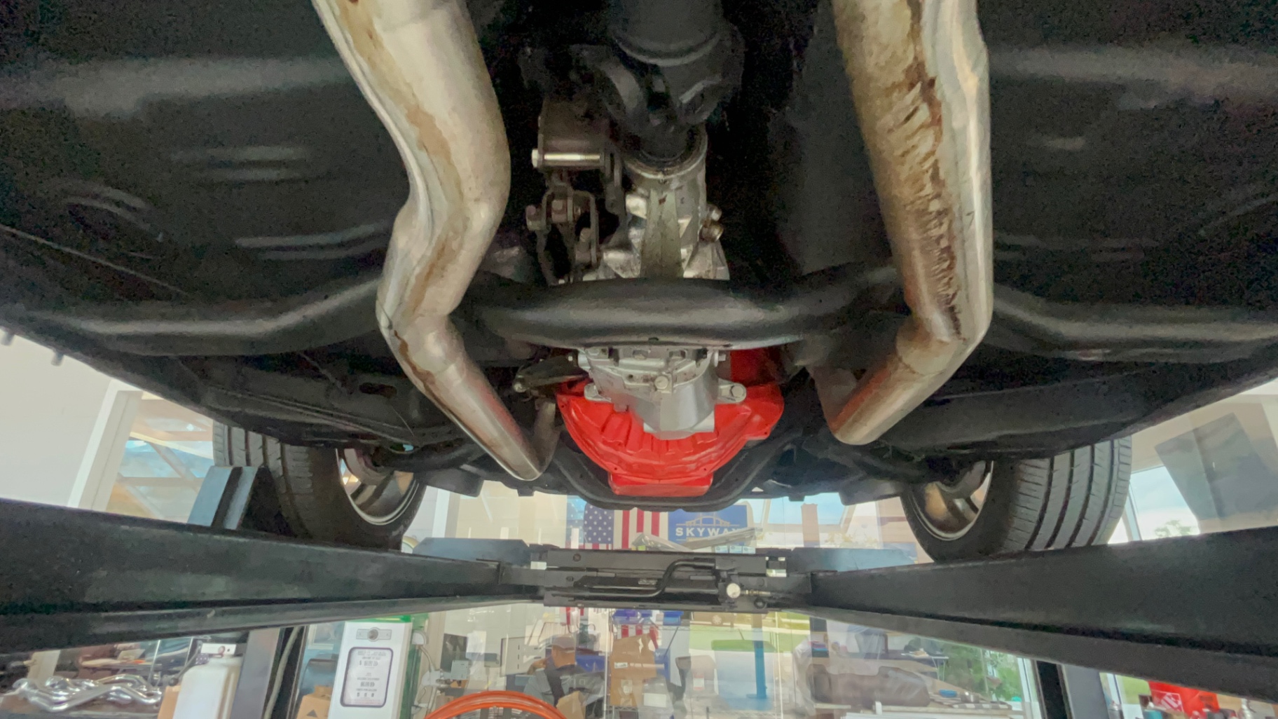 Vehicle photo 59