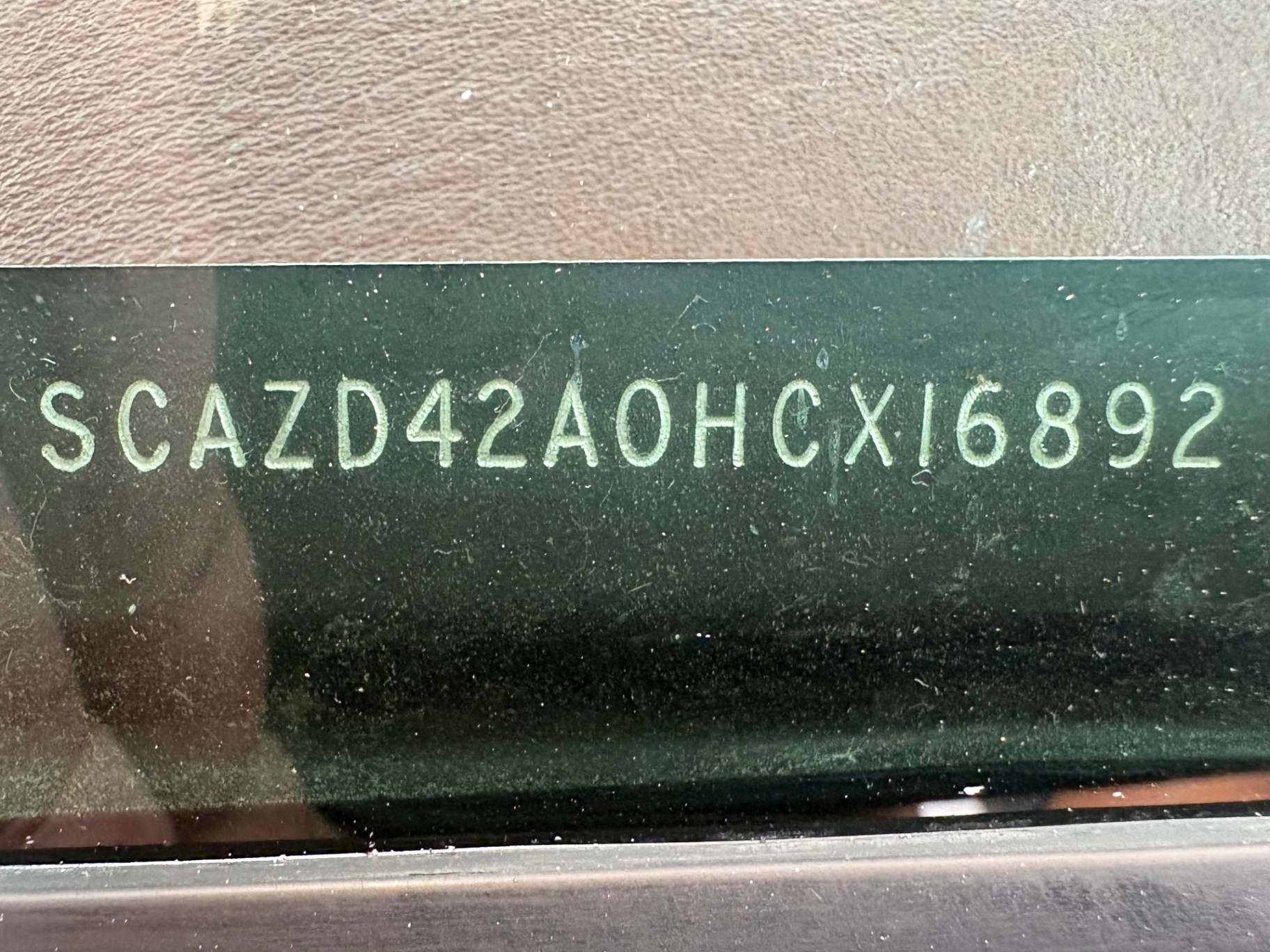 Vehicle photo 28