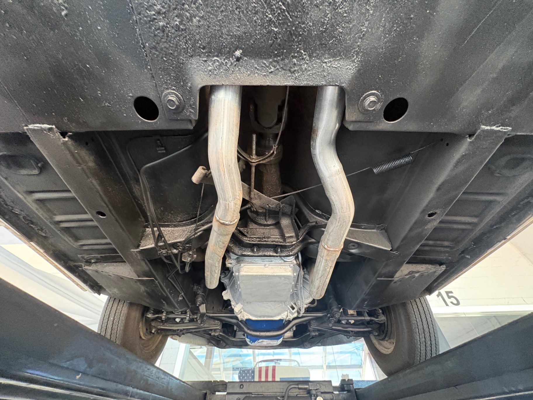 Vehicle photo 57